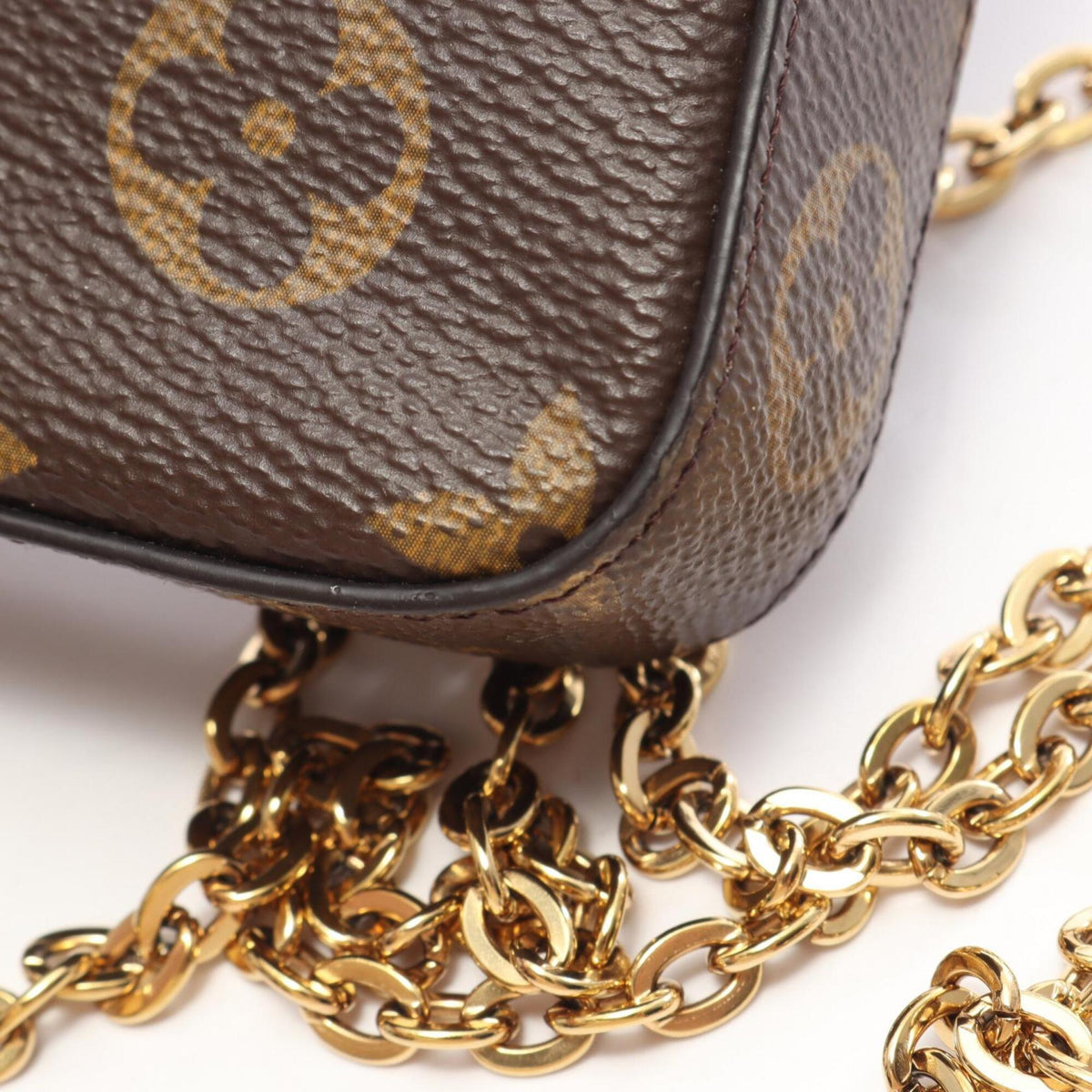 Louis Vuitton Brown Fuchsia Monogram Monogram Leather Handbag Pochette Shoulder Bag (Pre-Owned)