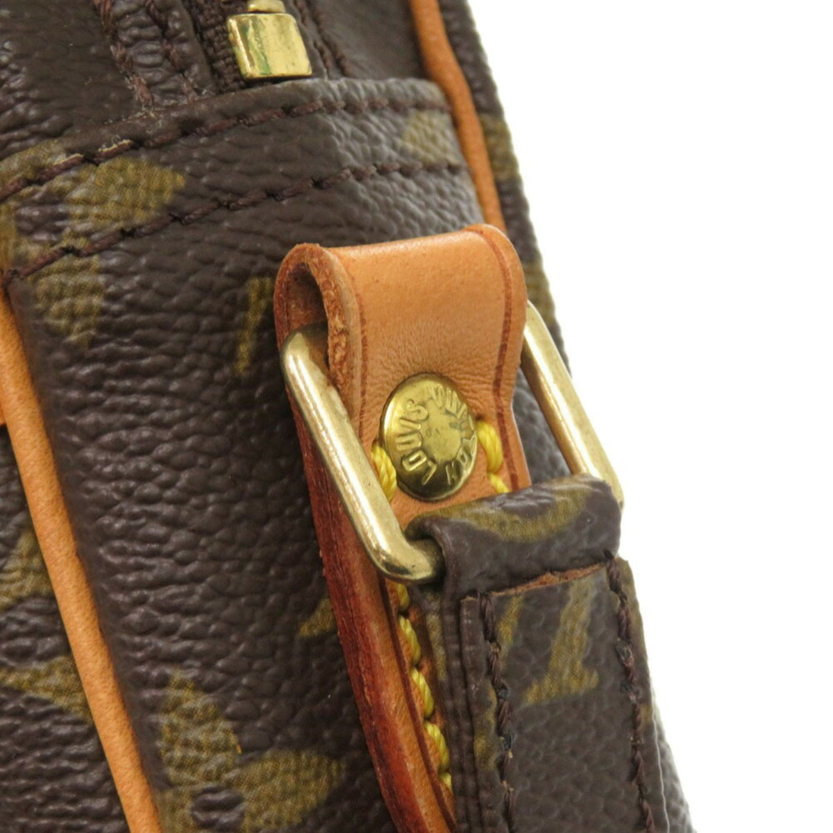 Louis Vuitton Brown Monogram Monogram Shoulder Bag (Pre-Owned)