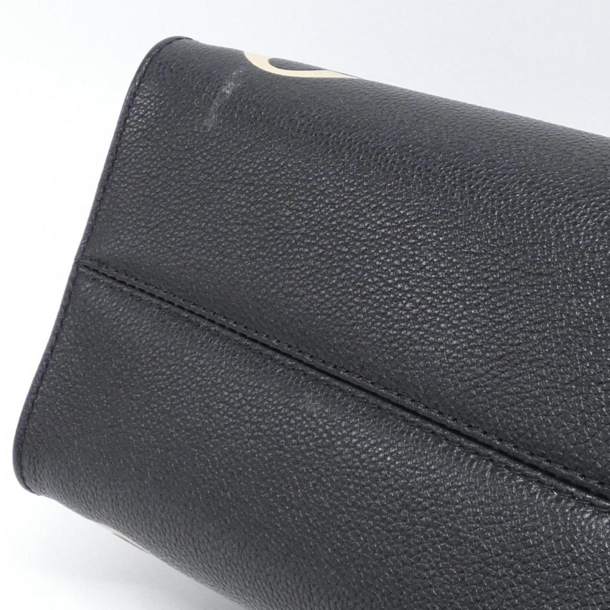 Louis Vuitton Beige Black Leather Handbag (Pre-Owned)