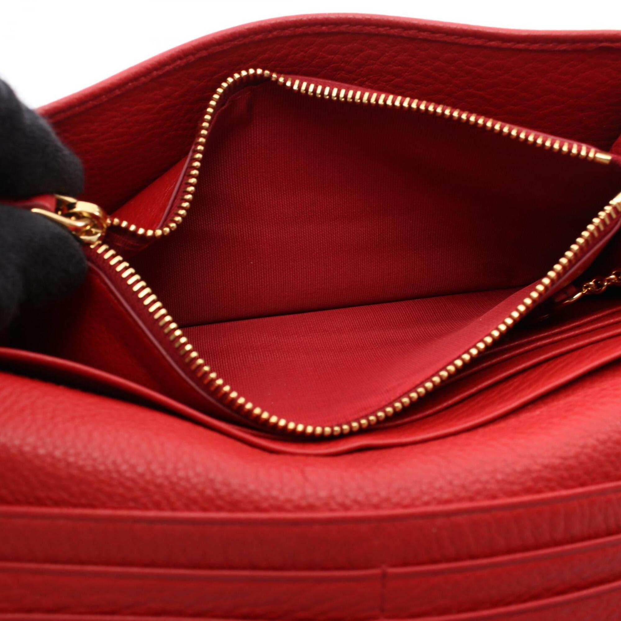 Prada Red Color Leather Long Wallet (Bi-Fold) (Pre-Owned)