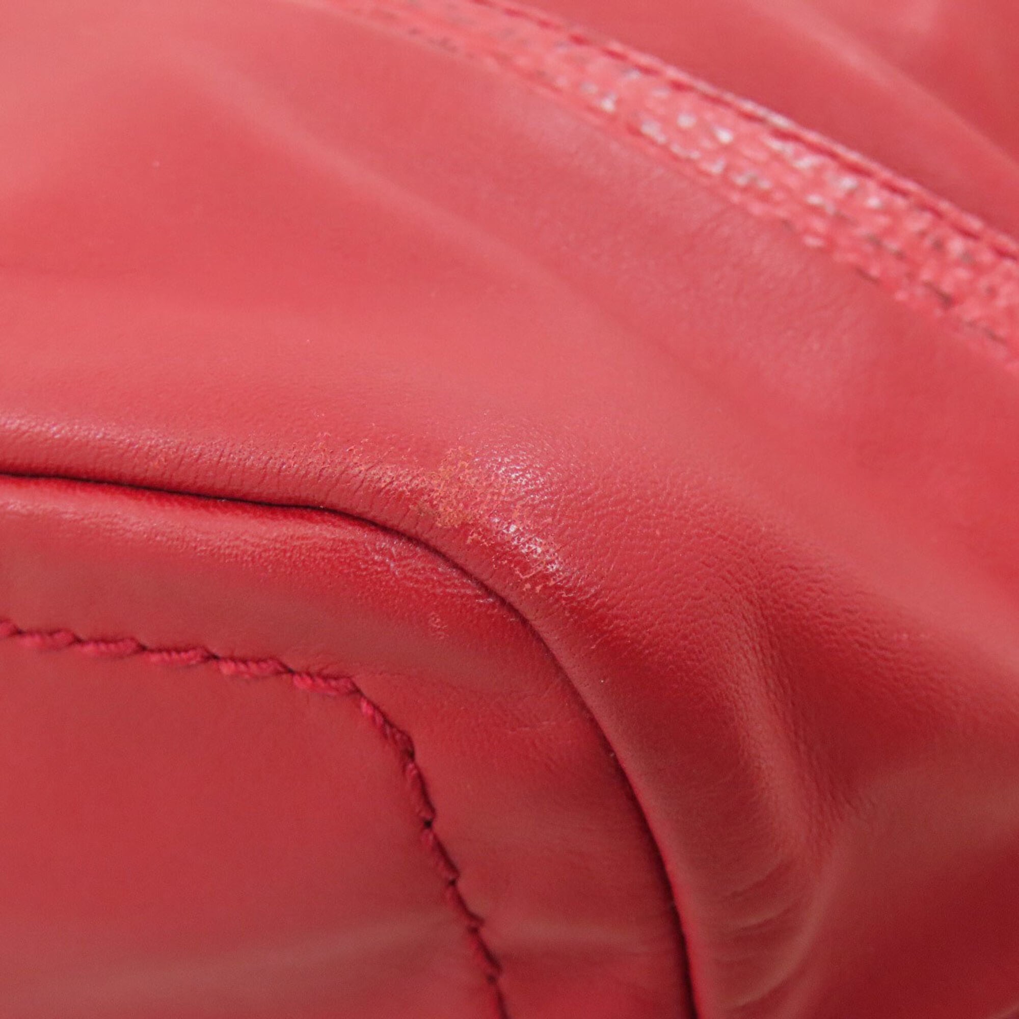 Bally Red Color Leather Tote Bag (Pre-Owned)
