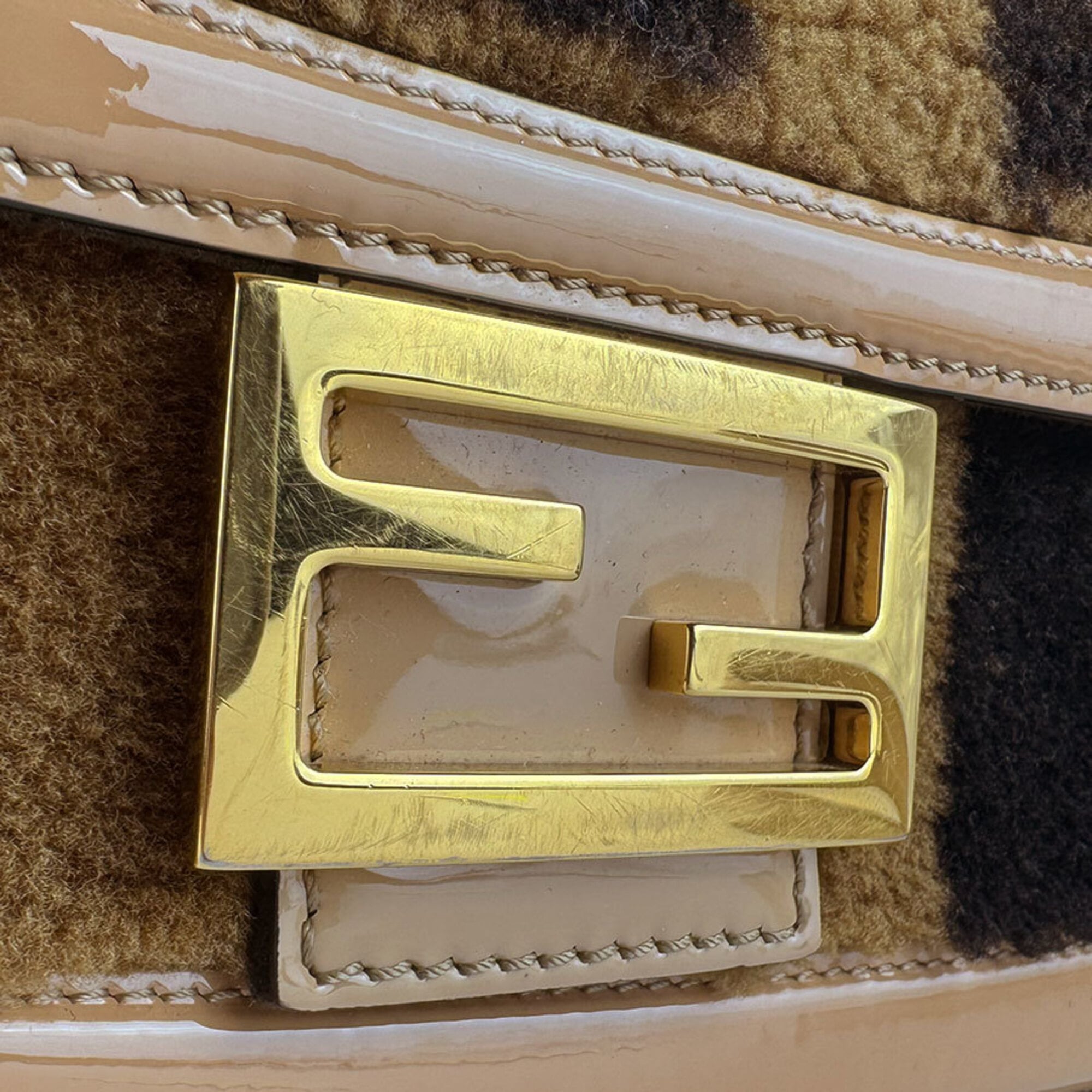 Fendi Beige Brown Patent Leather Handbag Shoulder Bag (Pre-Owned)