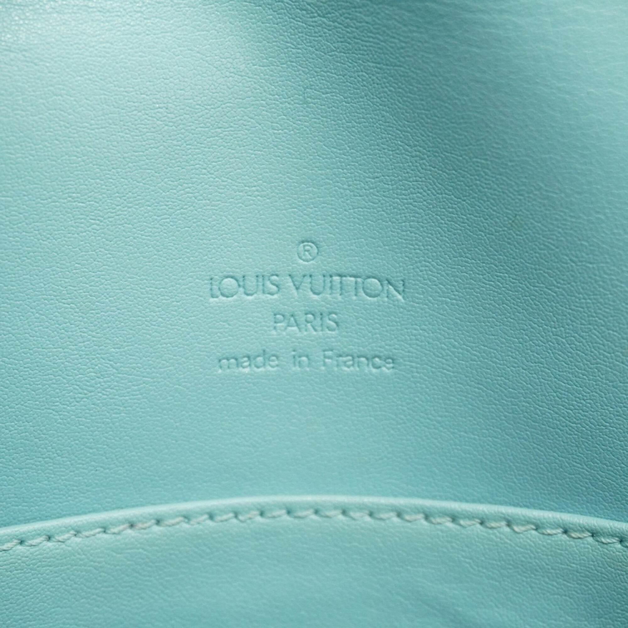 Louis Vuitton Baby Blue Shoulder Bag (Pre-Owned)