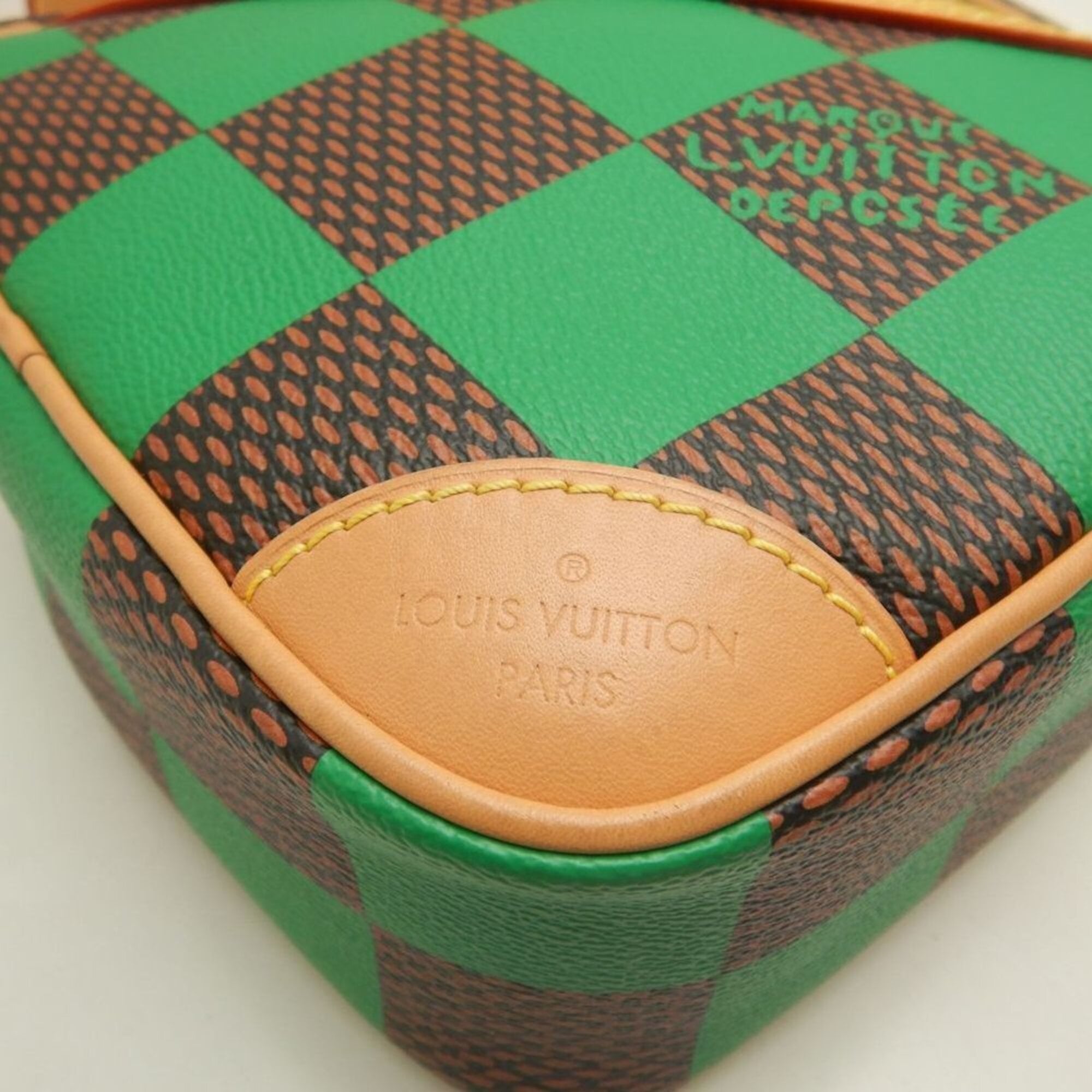 Louis Vuitton Vert Coated Canvas Shoulder Bag (Pre-Owned)