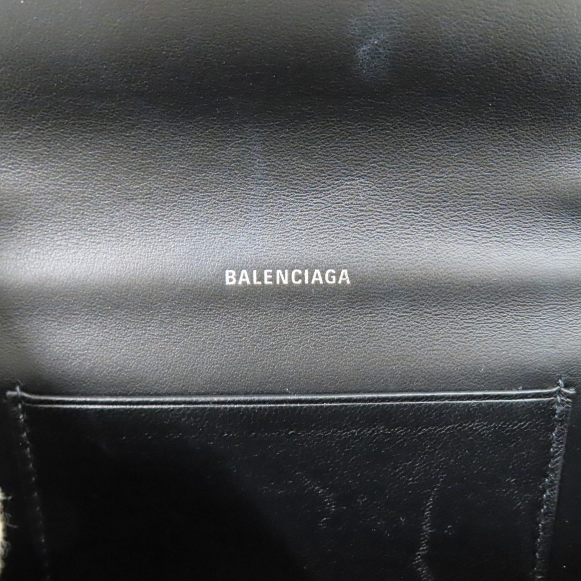 Balenciaga Beige Black Leather Shoulder Bag (Pre-Owned)