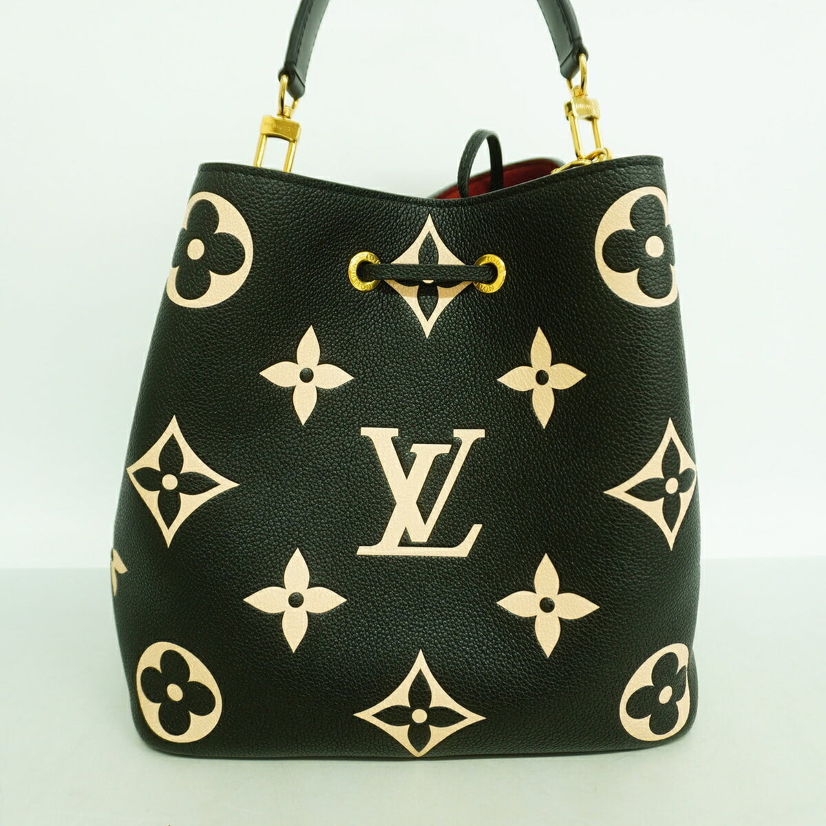 Louis Vuitton Beige Black Handbag (Pre-Owned)