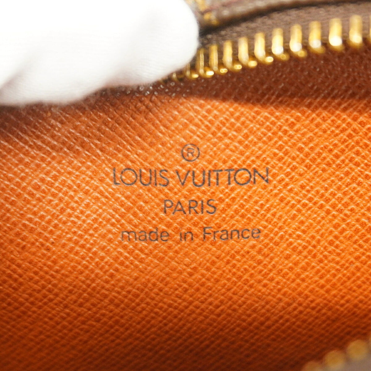 Louis Vuitton Brown Shoulder Bag (Pre-Owned)