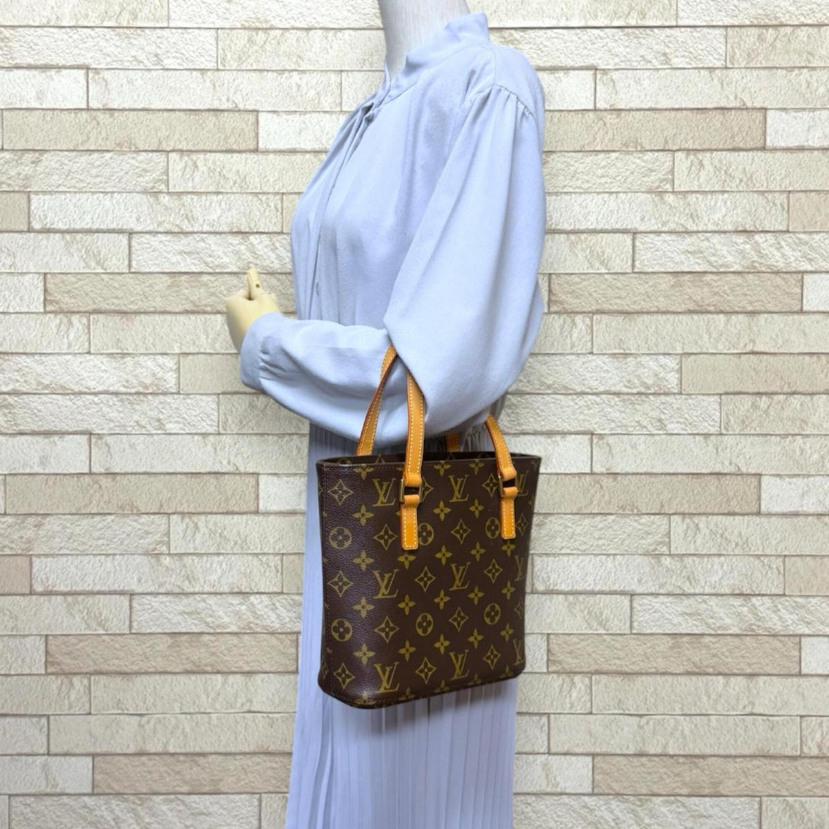 Louis Vuitton Monogram Brown Monogram Handbag (Pre-Owned)