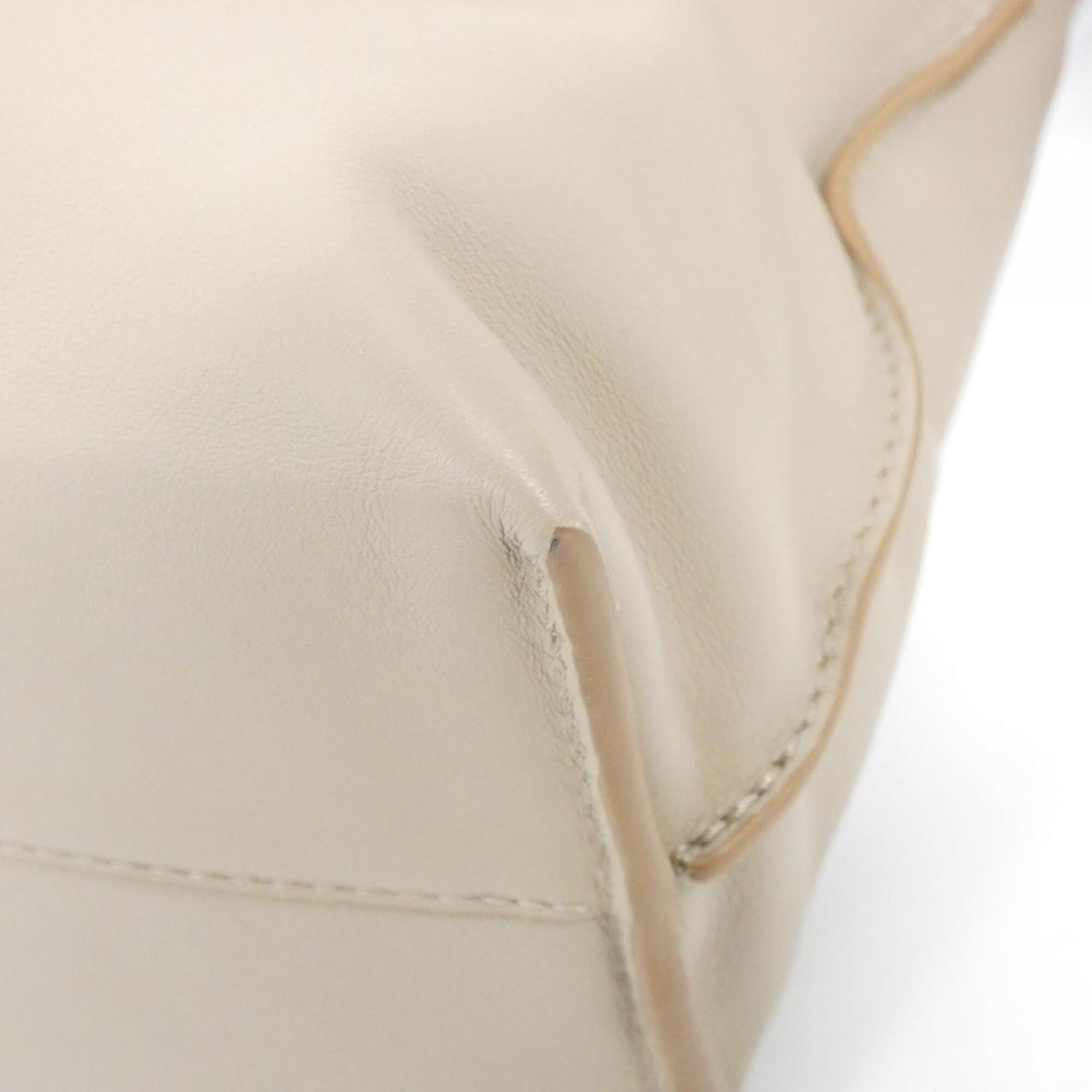 Loewe Beige Sand Leather Handbag (Pre-Owned)