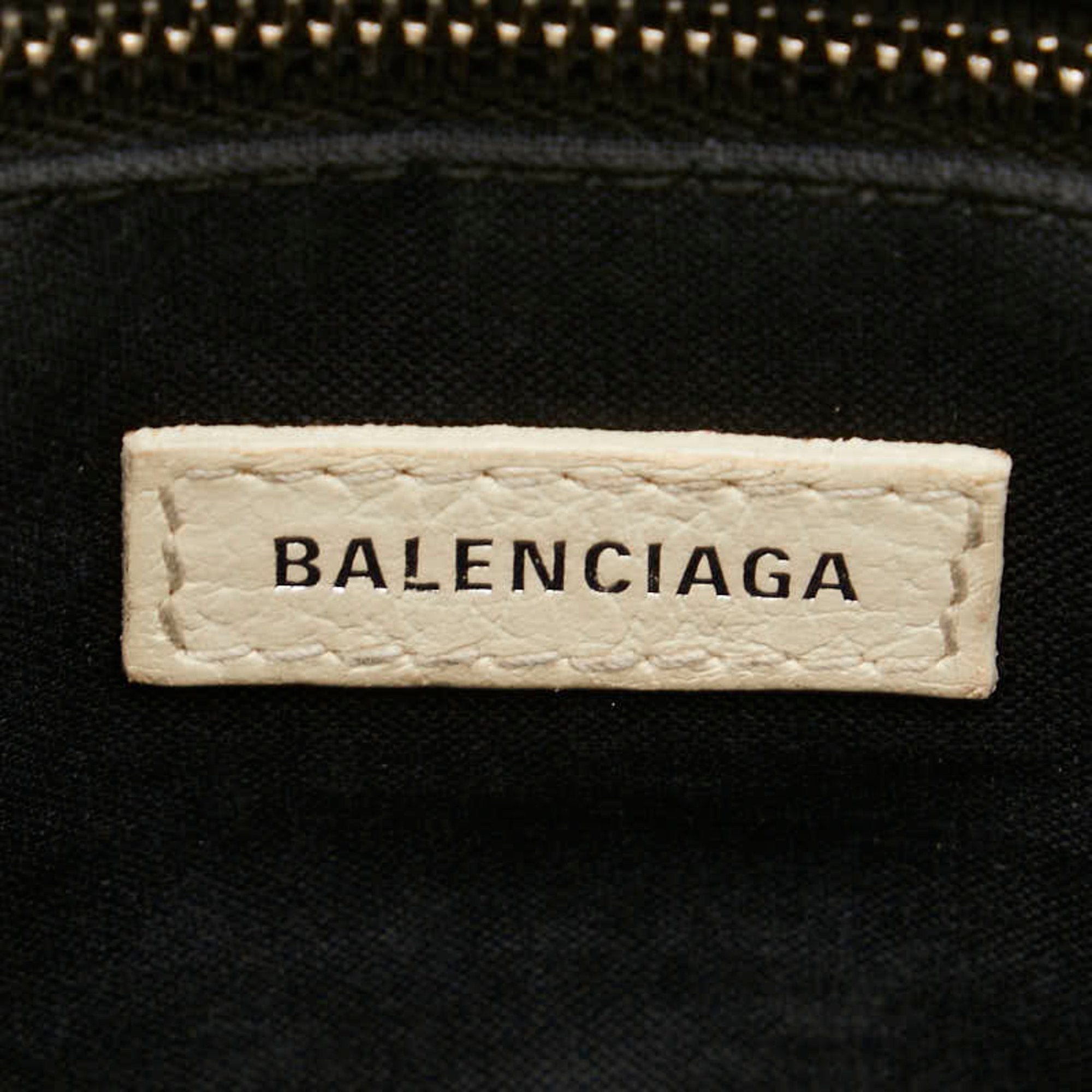 Balenciaga White Leather Handbag Shoulder Bag (Pre-Owned)