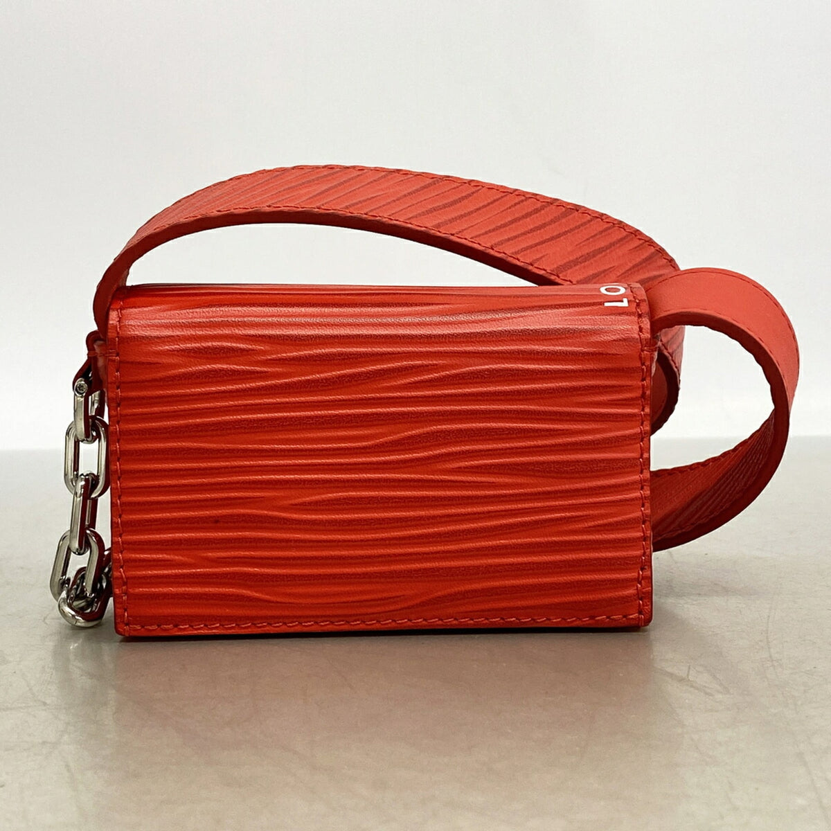 Louis Vuitton Red Color Shoulder Bag (Pre-Owned)