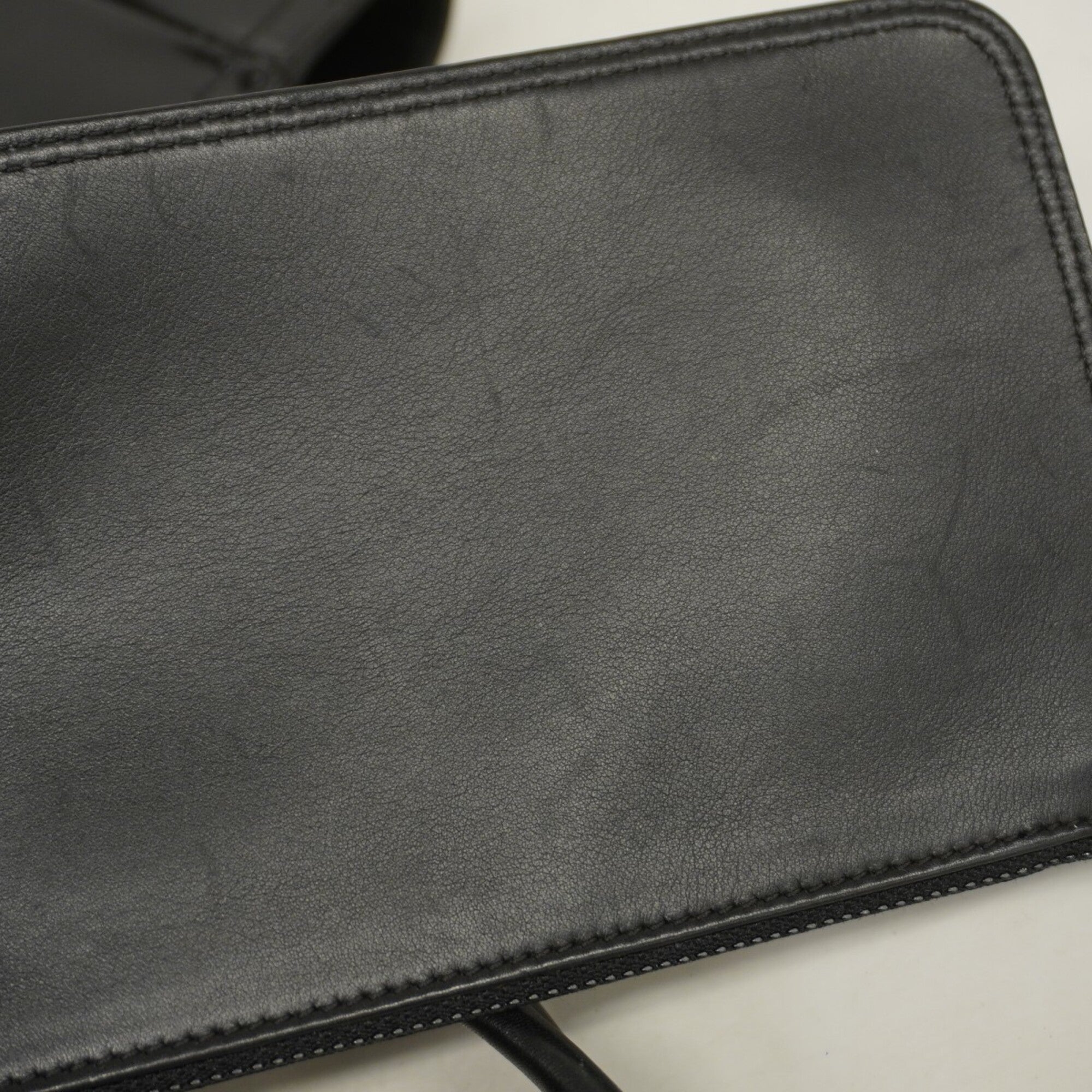 Chanel Black Tote Bag (Pre-Owned)