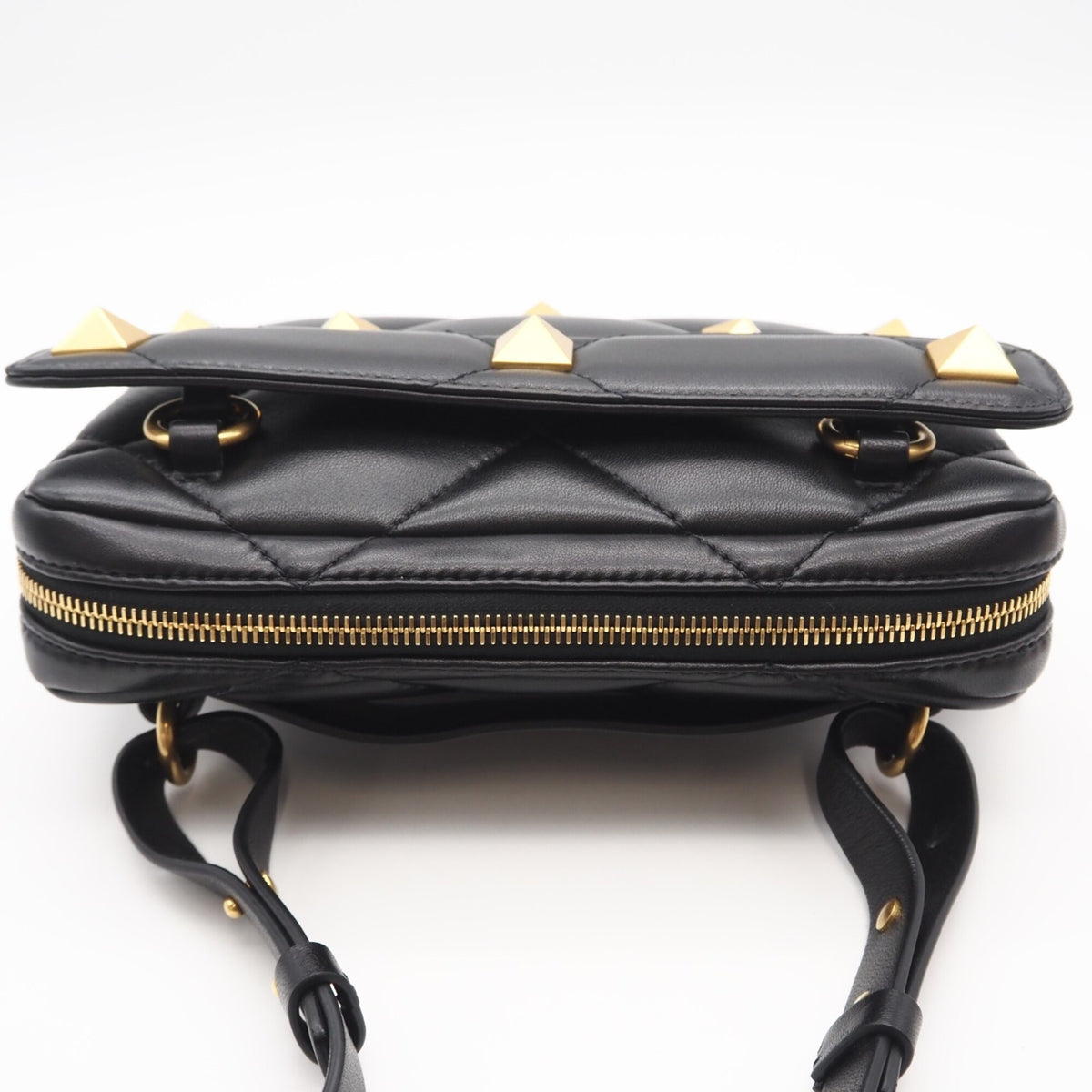 Valentino Black Leather Shoulder Bag (Pre-Owned)