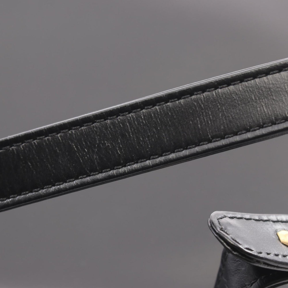 Louis Vuitton Black Noir Handbag (Pre-Owned)