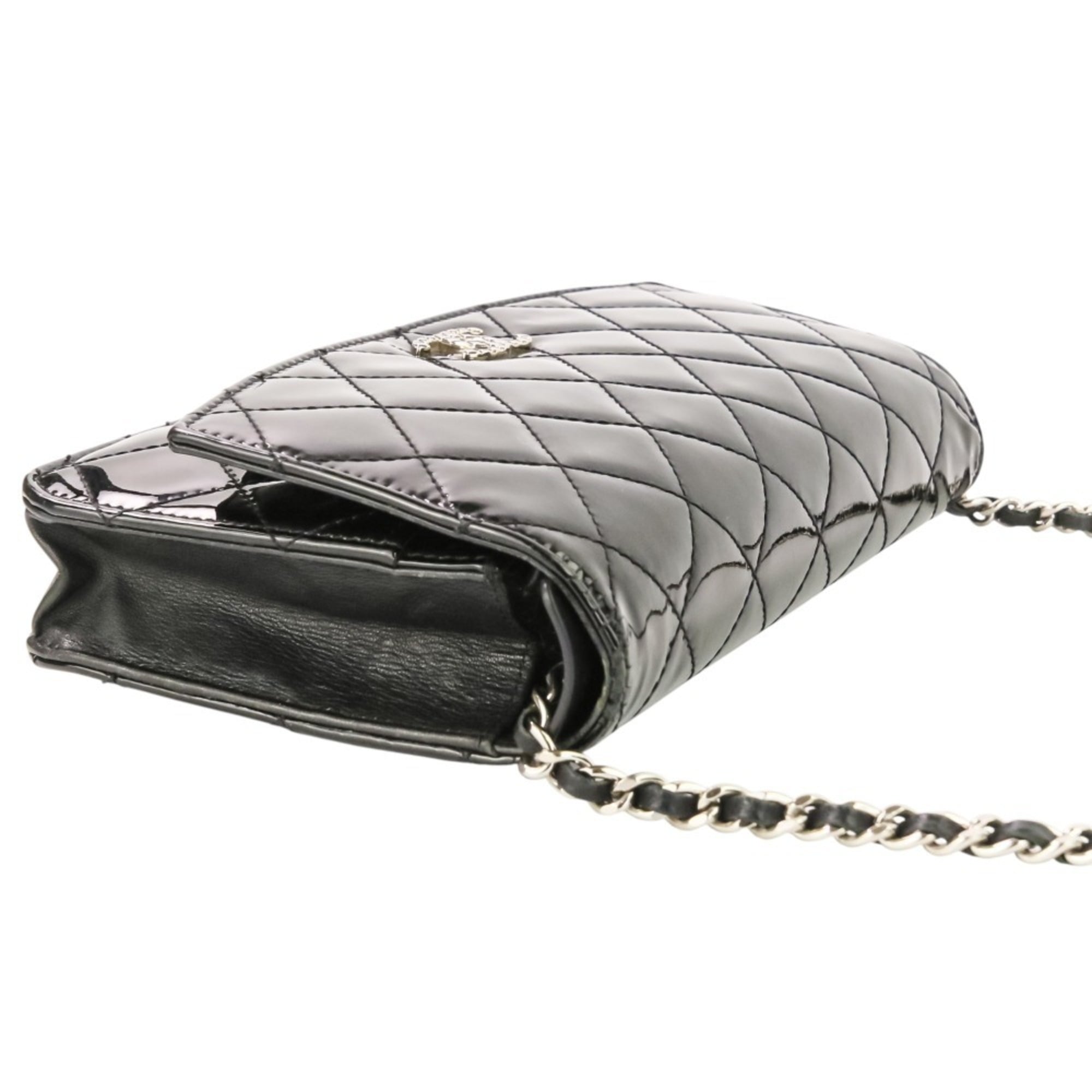 Chanel Matelasse Black Patent Leather Chain/Shoulder Wallet (Pre-Owned)