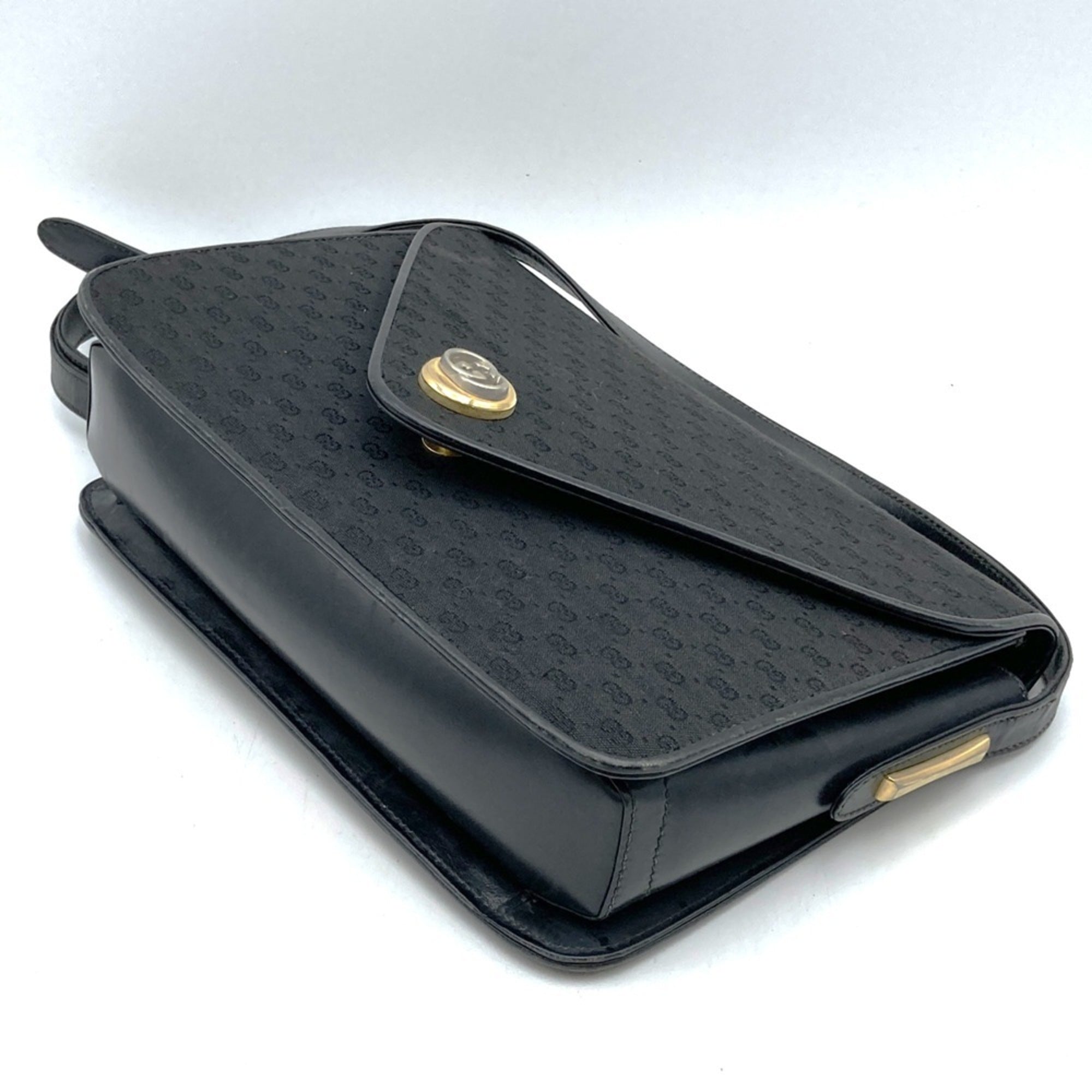 Gucci Black Micro Gg Leather Shoulder Bag (Pre-Owned)
