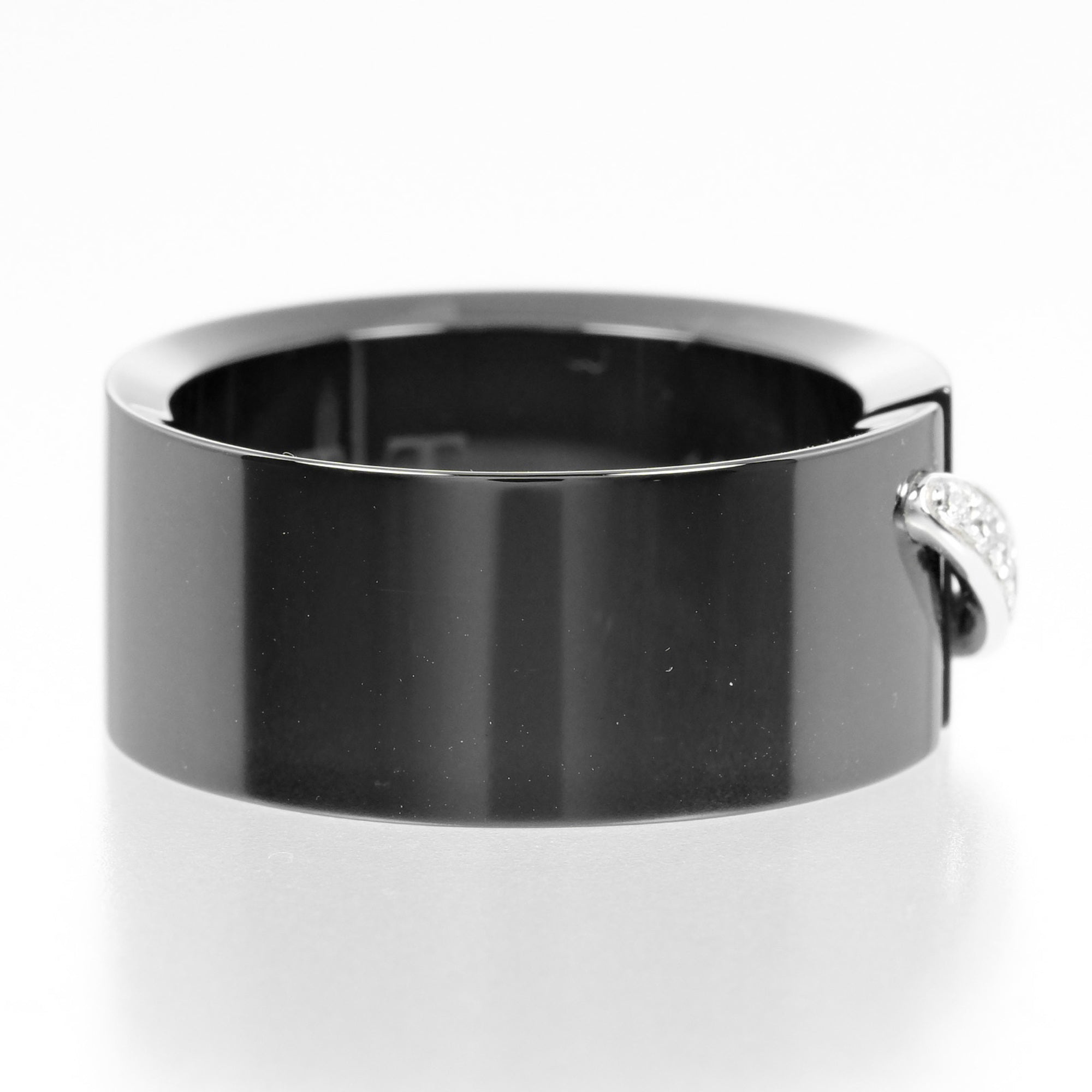 Chaumet Black White Gold Ceramic White Gold (18K) Band Ring (Pre-Owned)