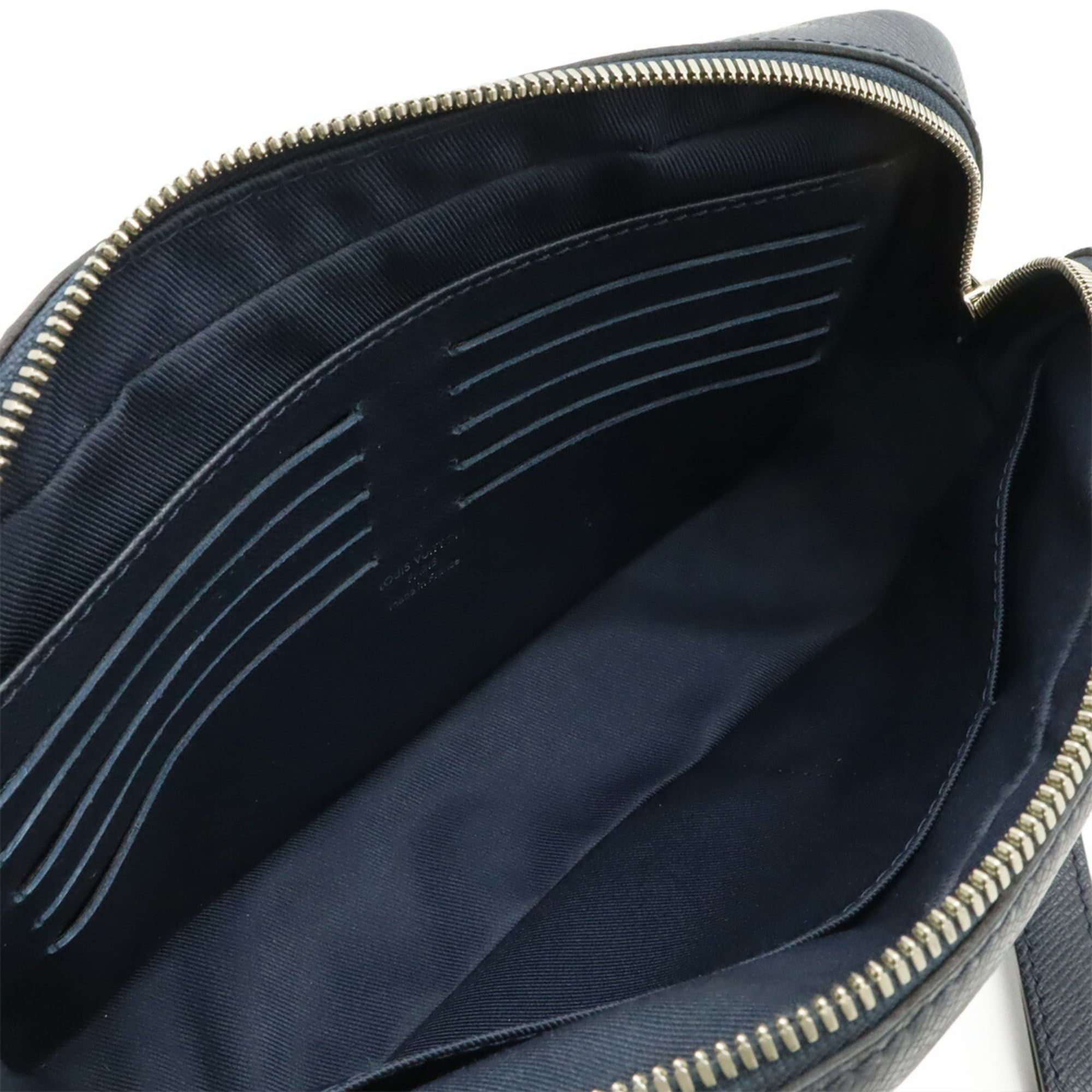 Louis Vuitton Navy Navy Blue Taiga Leather Leather Clutch Bag Handbag Pochette (Pre-Owned)