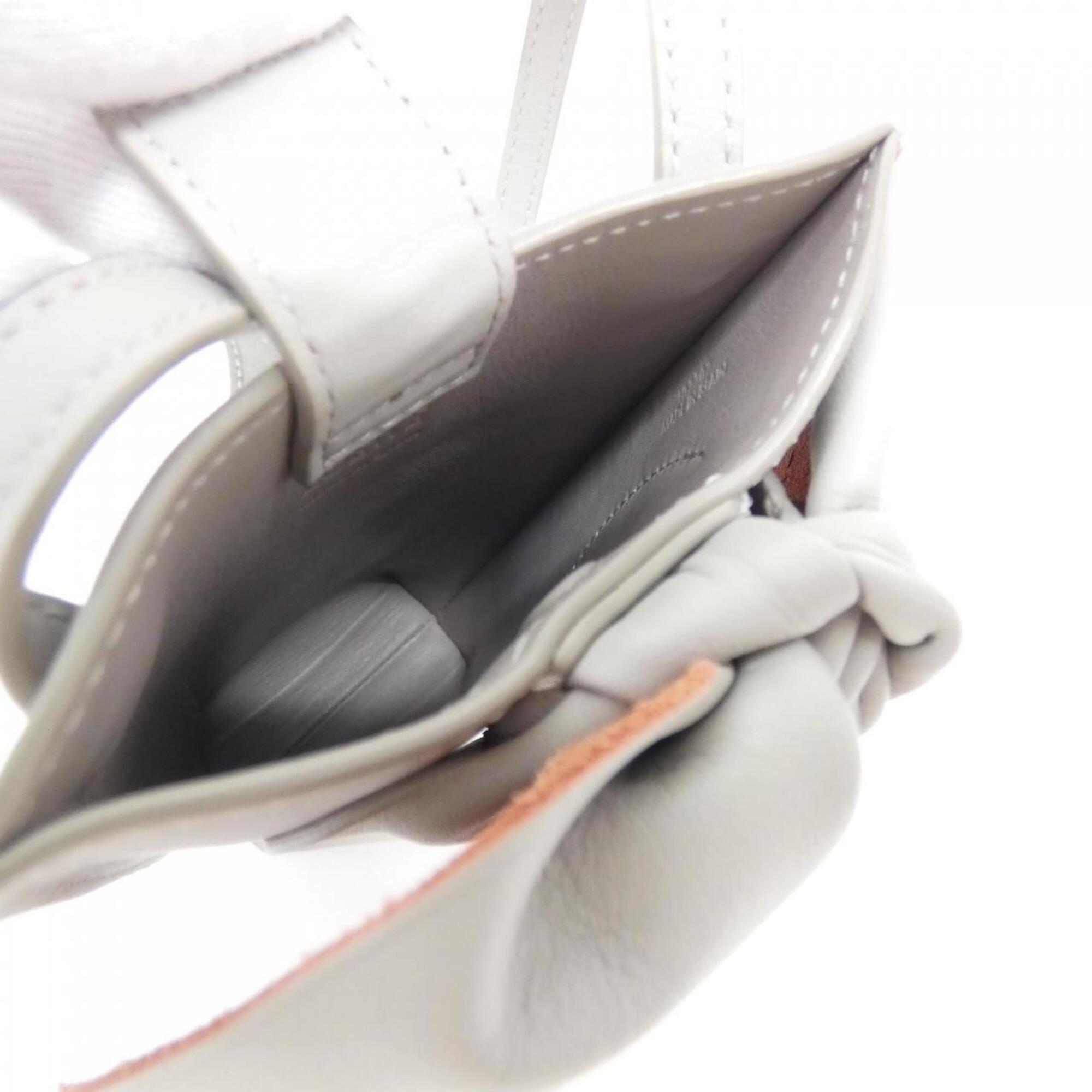 Loewe Gray Leather Shoulder Bag (Pre-Owned)