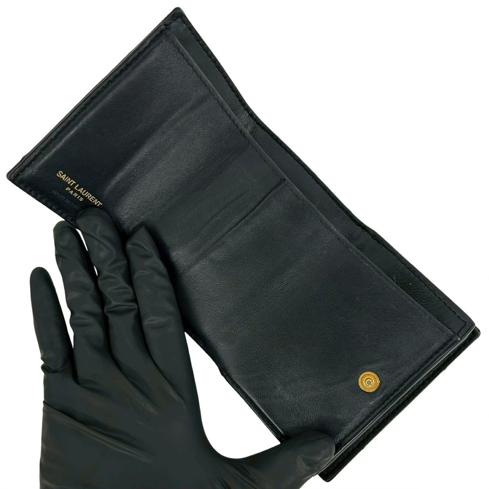 Yves Saint Laurent Black Leather Wallet (Tri-Fold) (Pre-Owned)