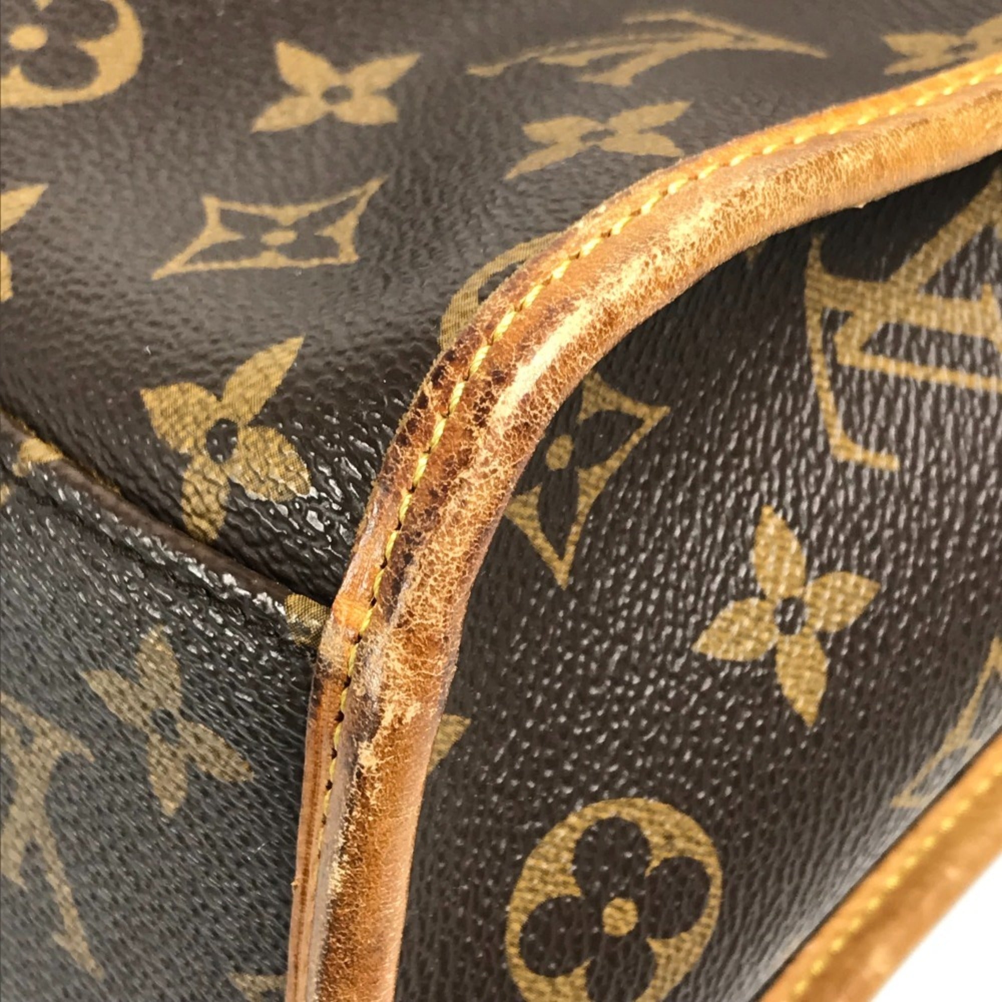Louis Vuitton Brown Monogram Handbag Shoulder Bag (Pre-Owned)