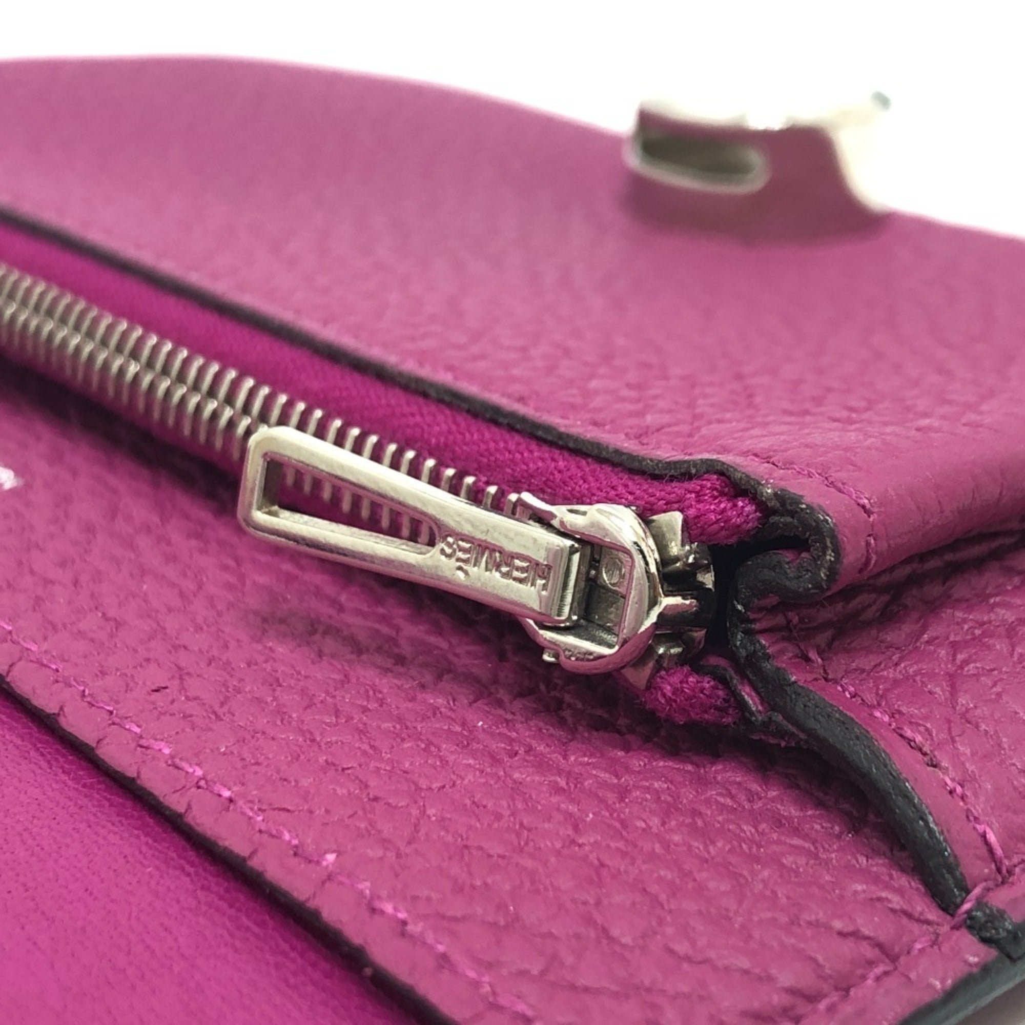 Hermes Rose Purple Taurillon Clemence Leather Card Wallet (Pre-Owned)