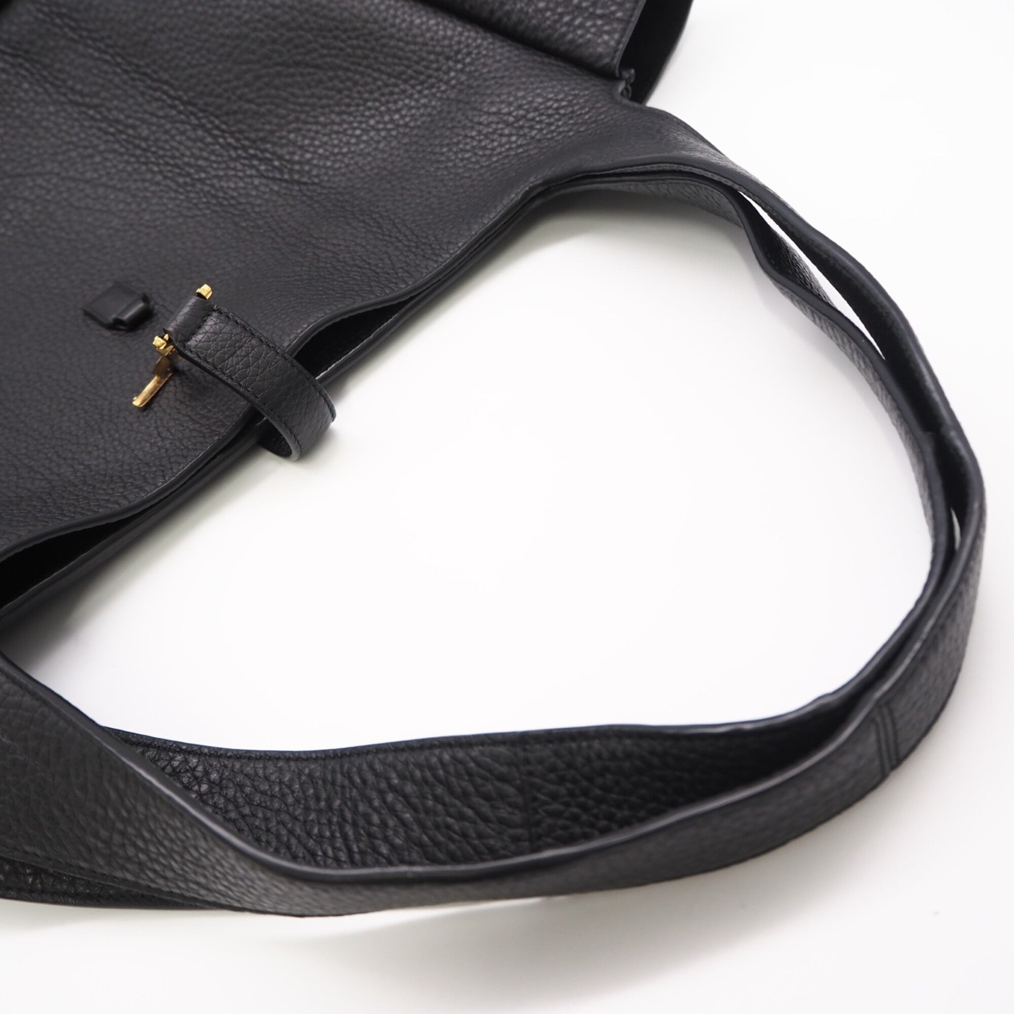 Yves Saint Laurent Black Handbag Tote Bag (Pre-Owned)
