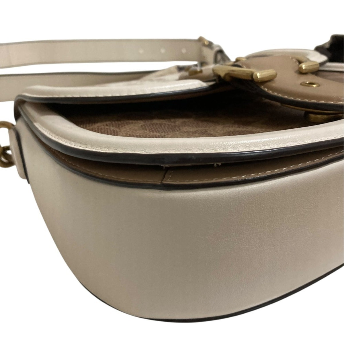 Coach Beige Off-White Saddle Bag Shoulder Bag (Pre-Owned)