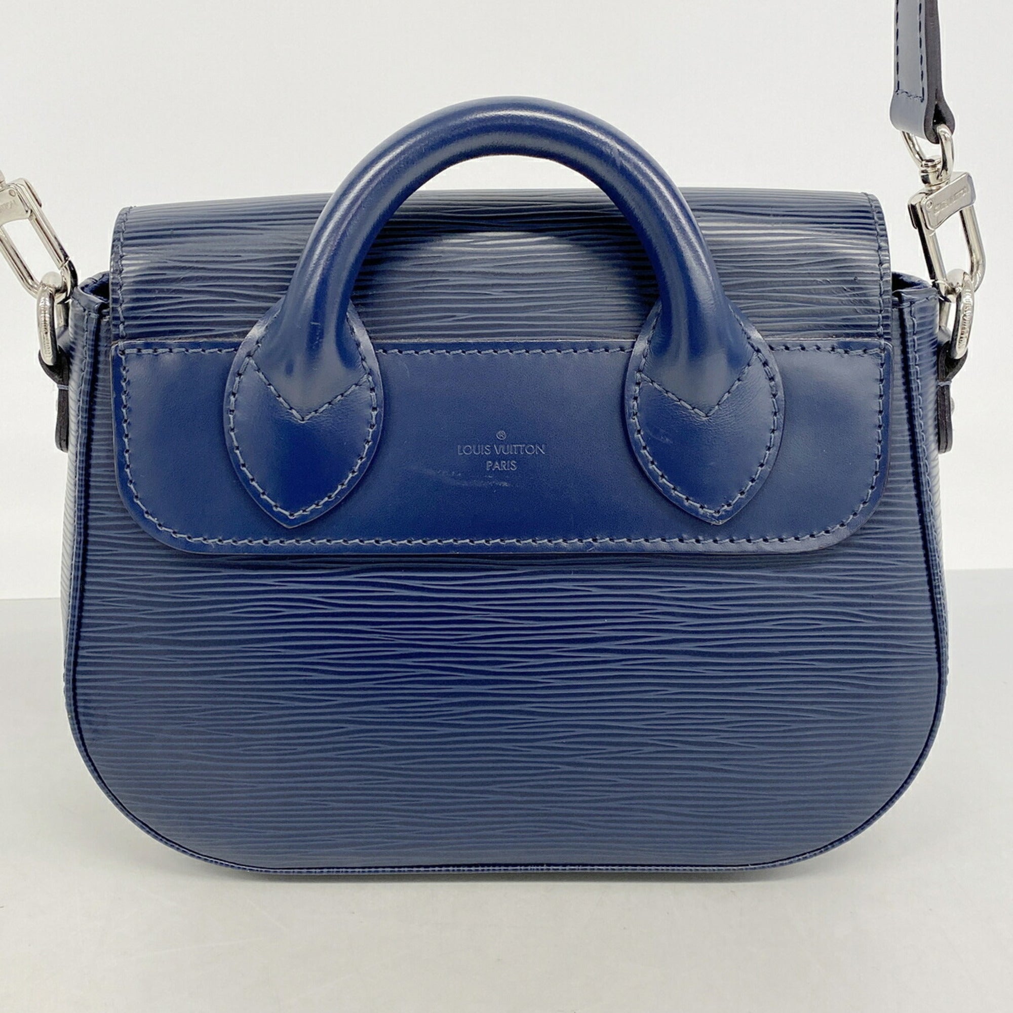 Louis Vuitton Navy Handbag (Pre-Owned)