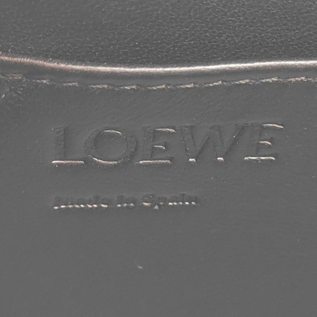 Loewe Blue Leather Handbag (Pre-Owned)