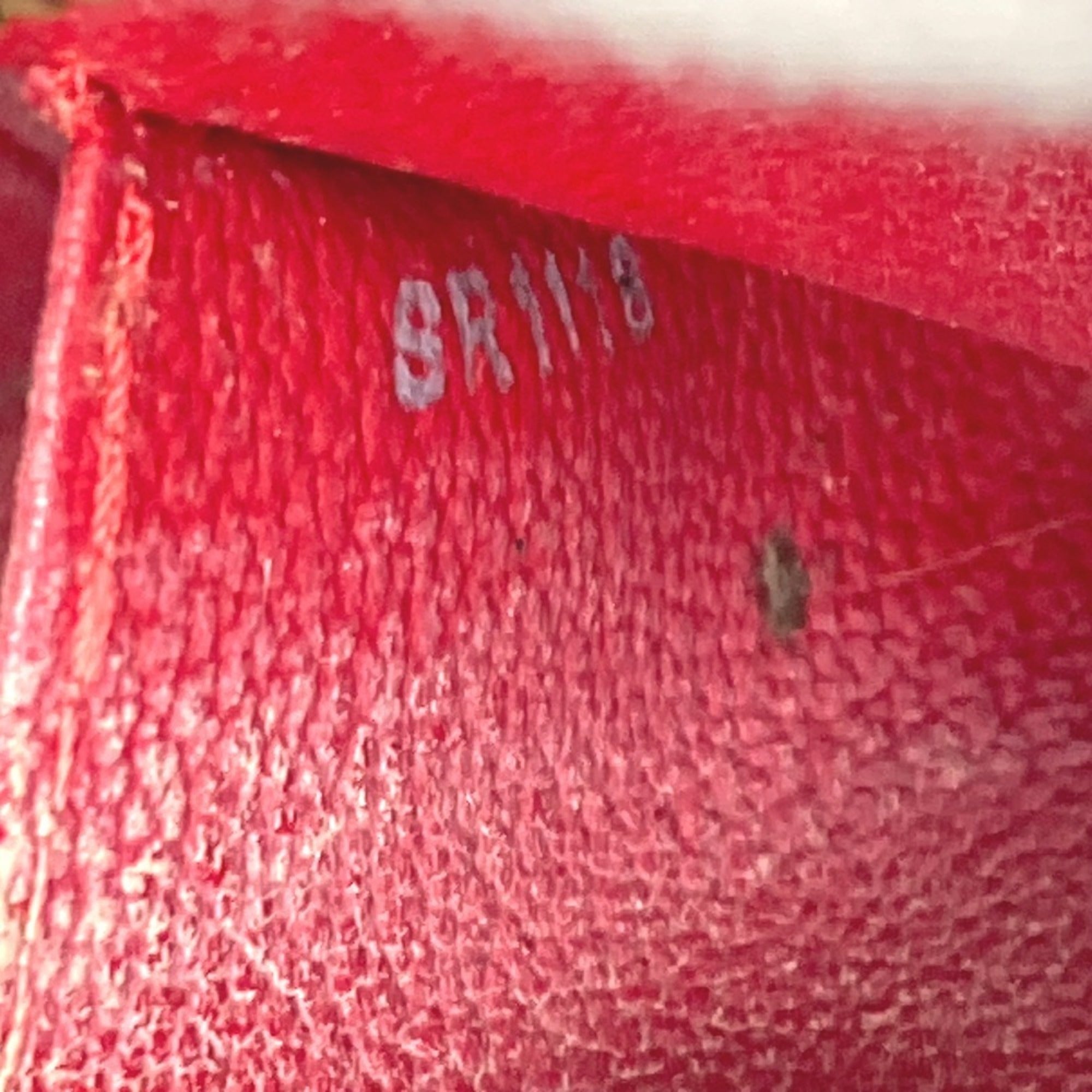 Louis Vuitton Monogram Vernis Cerise Red Color Monogram Vernis Pouch (Pre-Owned)
