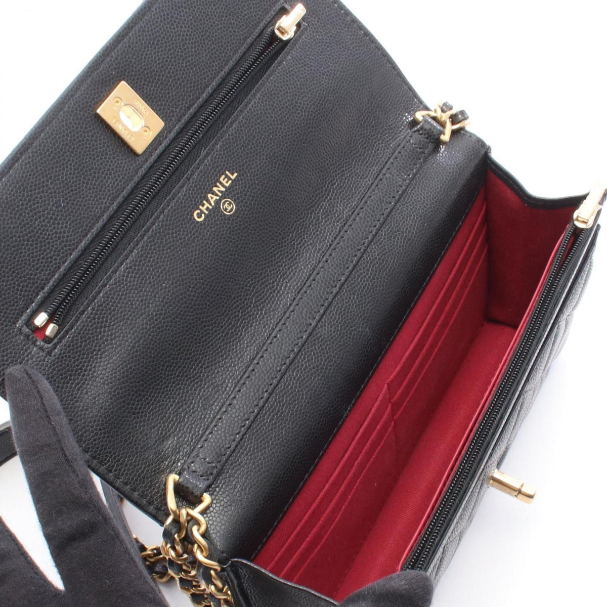Chanel Black Grained Calfskin Shoulder Bag (Pre-Owned)