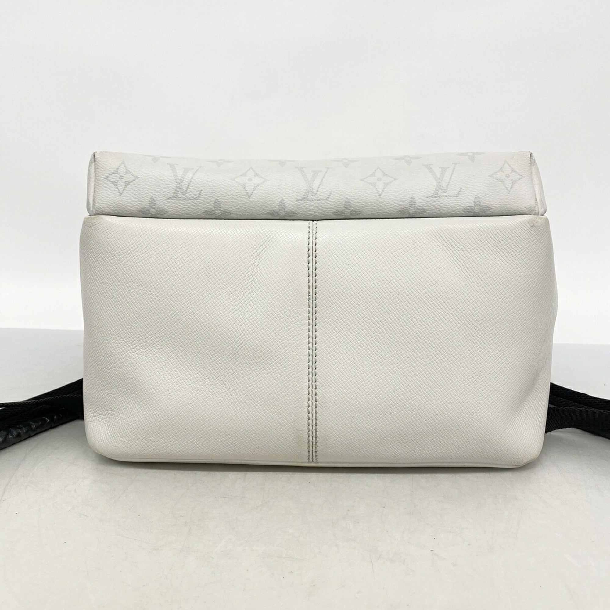 Louis Vuitton Blanc Backpack (Pre-Owned)