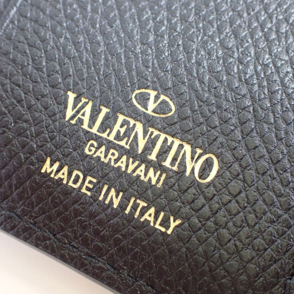Valentino Garavani Black Leather Wallet (Tri-Fold) (Pre-Owned)