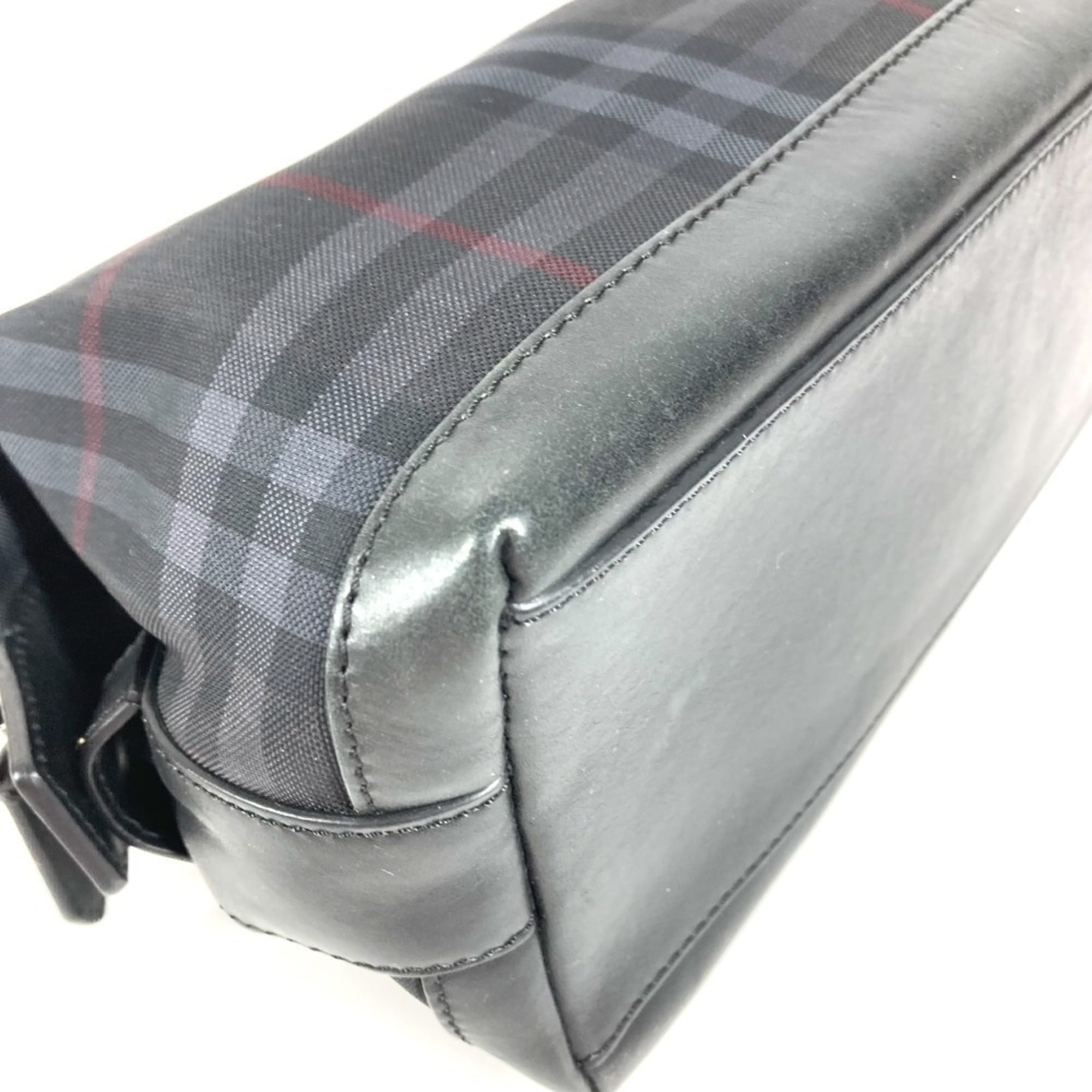Burberry Black Nylon Canvas Leather Clutch Bag Handbag Pouch (Pre-Owned)