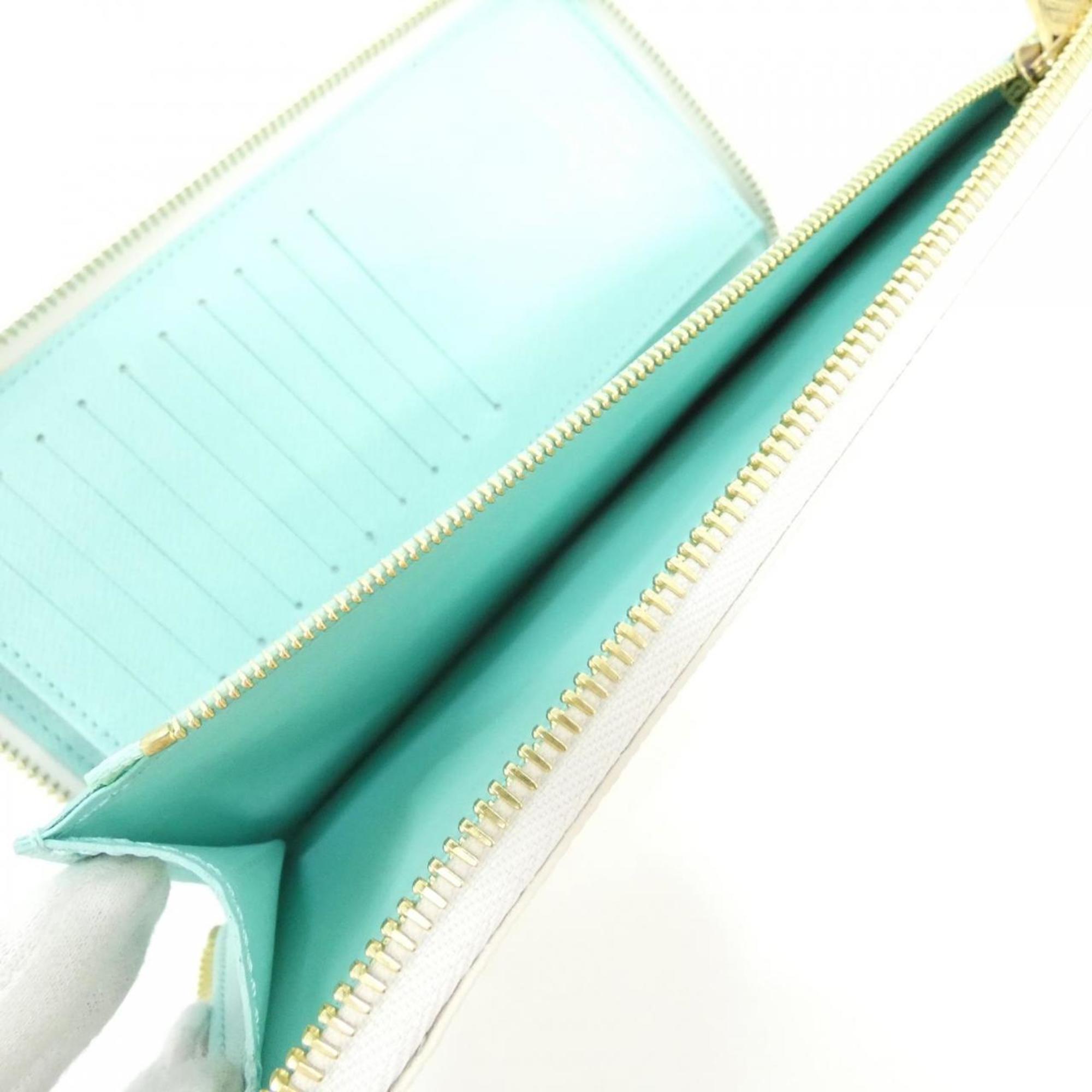 Louis Vuitton Blanc Coated Canvas Long Wallet (Bi-Fold) (Pre-Owned)