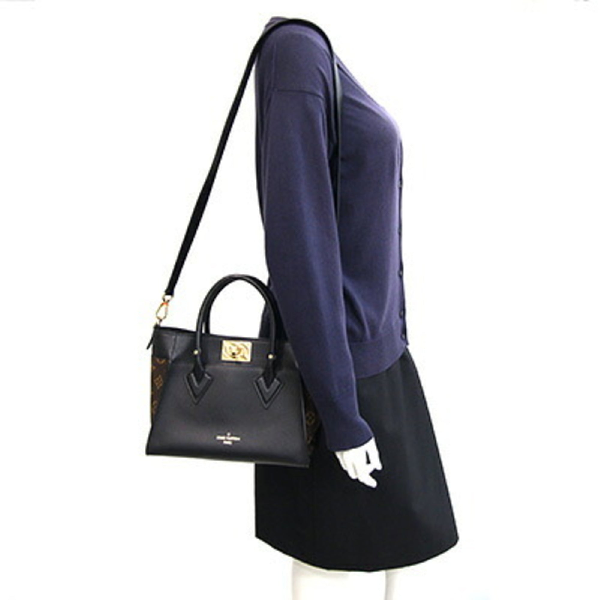 Louis Vuitton Black Monogram Monogram Handbag (Pre-Owned)