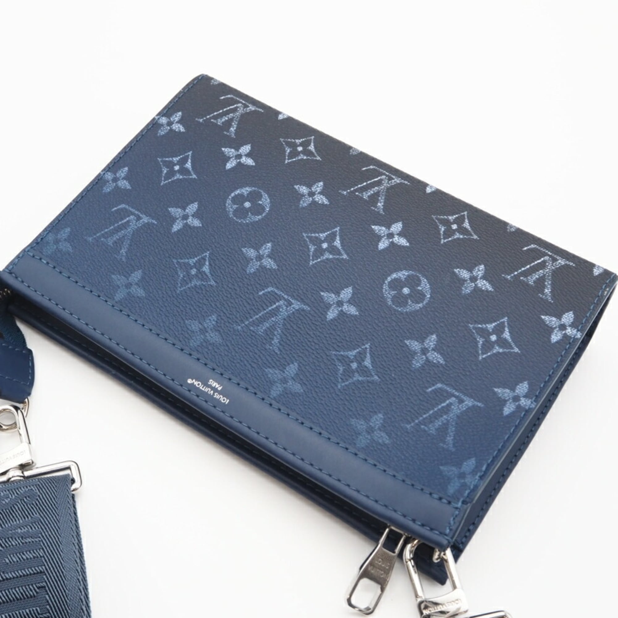 Louis Vuitton Blue Navy Coated Canvas Shoulder Bag (Pre-Owned)