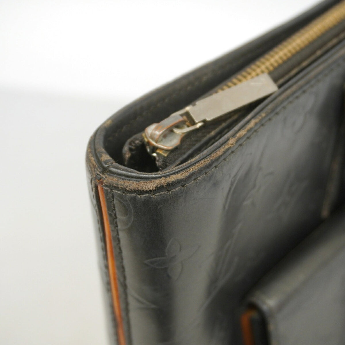 Louis Vuitton Noir Tote Bag (Pre-Owned)