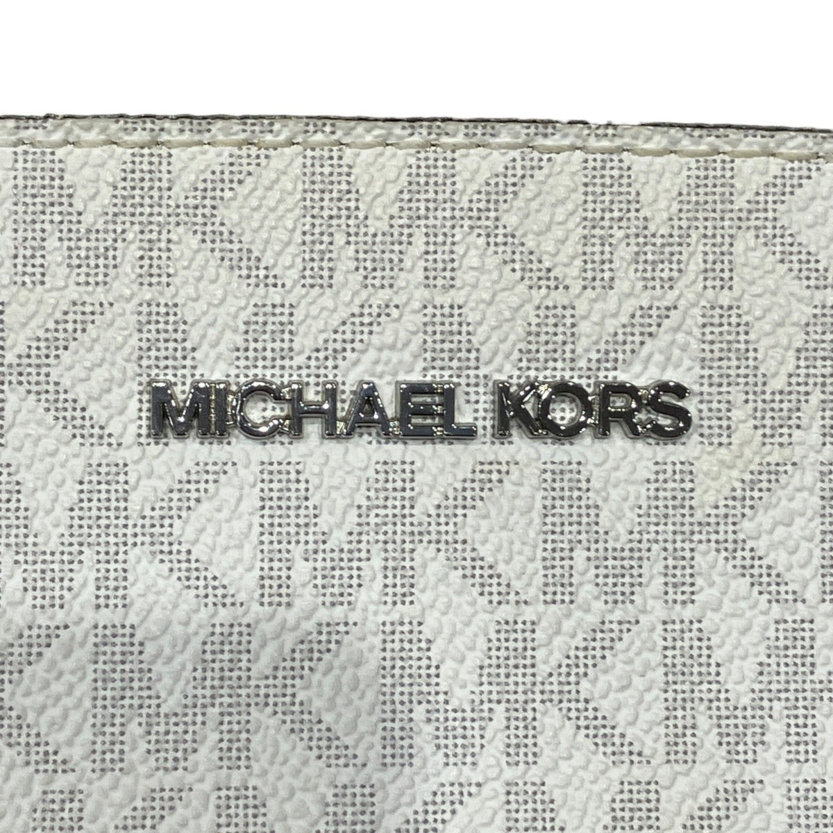 Michael Kors White Leather Shoulder Bag (Pre-Owned)