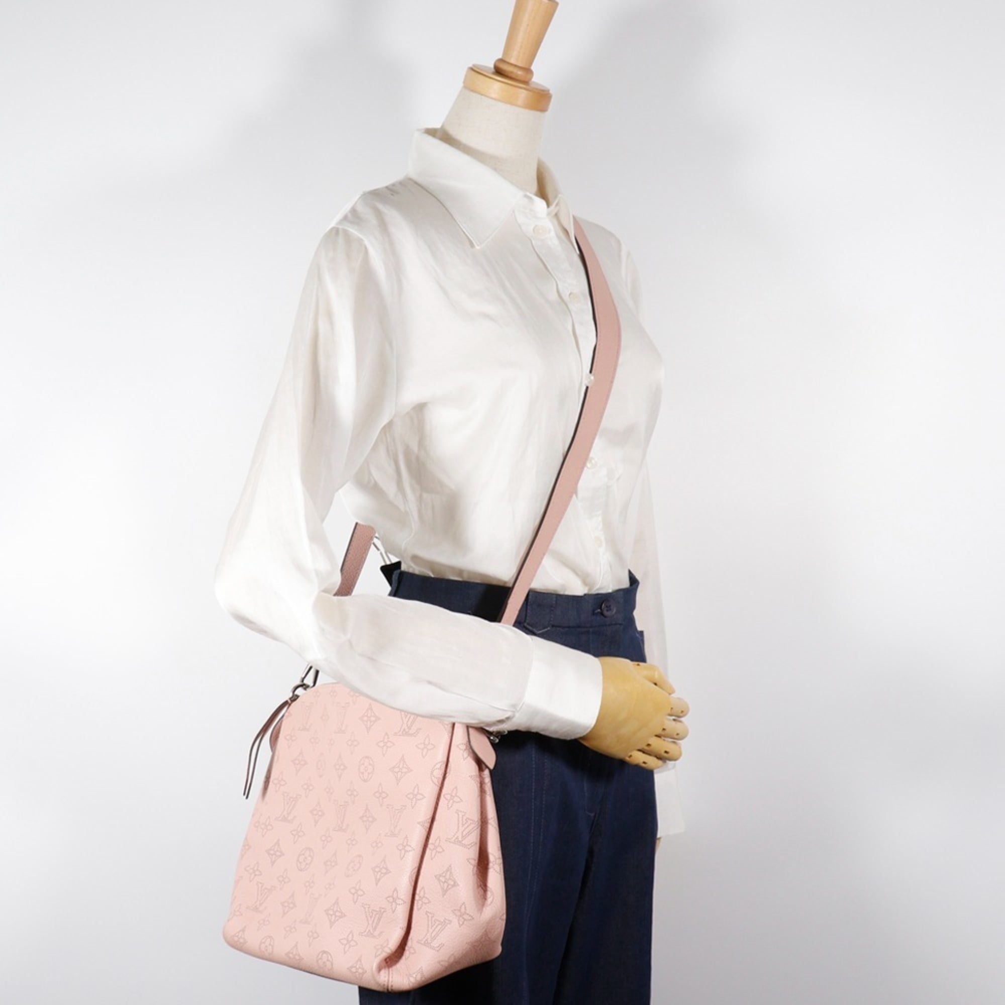 Louis Vuitton Magnolia Pink Mahina Leather Monogram Shoulder Bag (Pre-Owned)