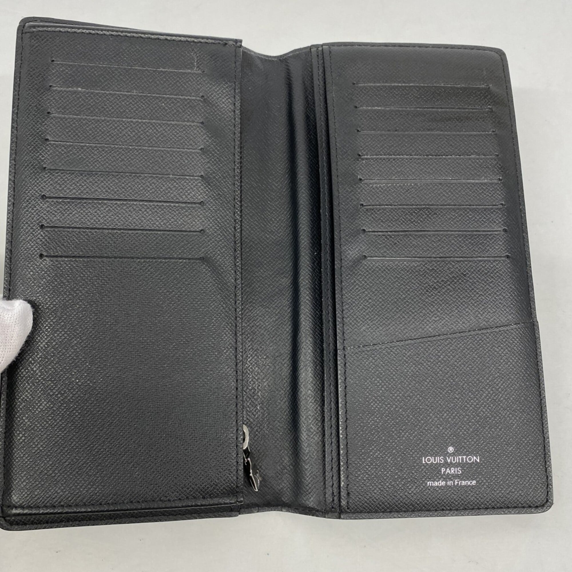 Louis Vuitton Black Long Wallet (Bi-Fold) (Pre-Owned)