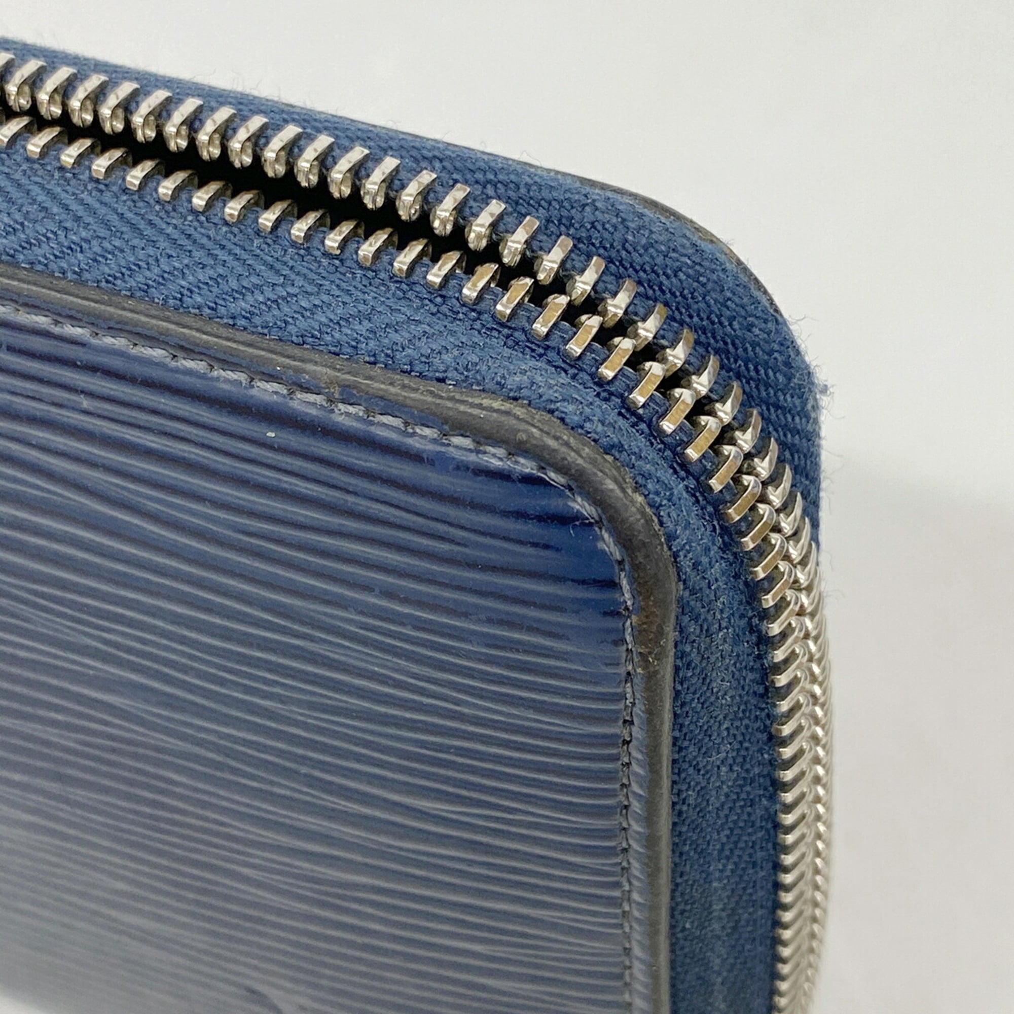 Louis Vuitton Navy Long Wallet (Bi-Fold) (Pre-Owned)