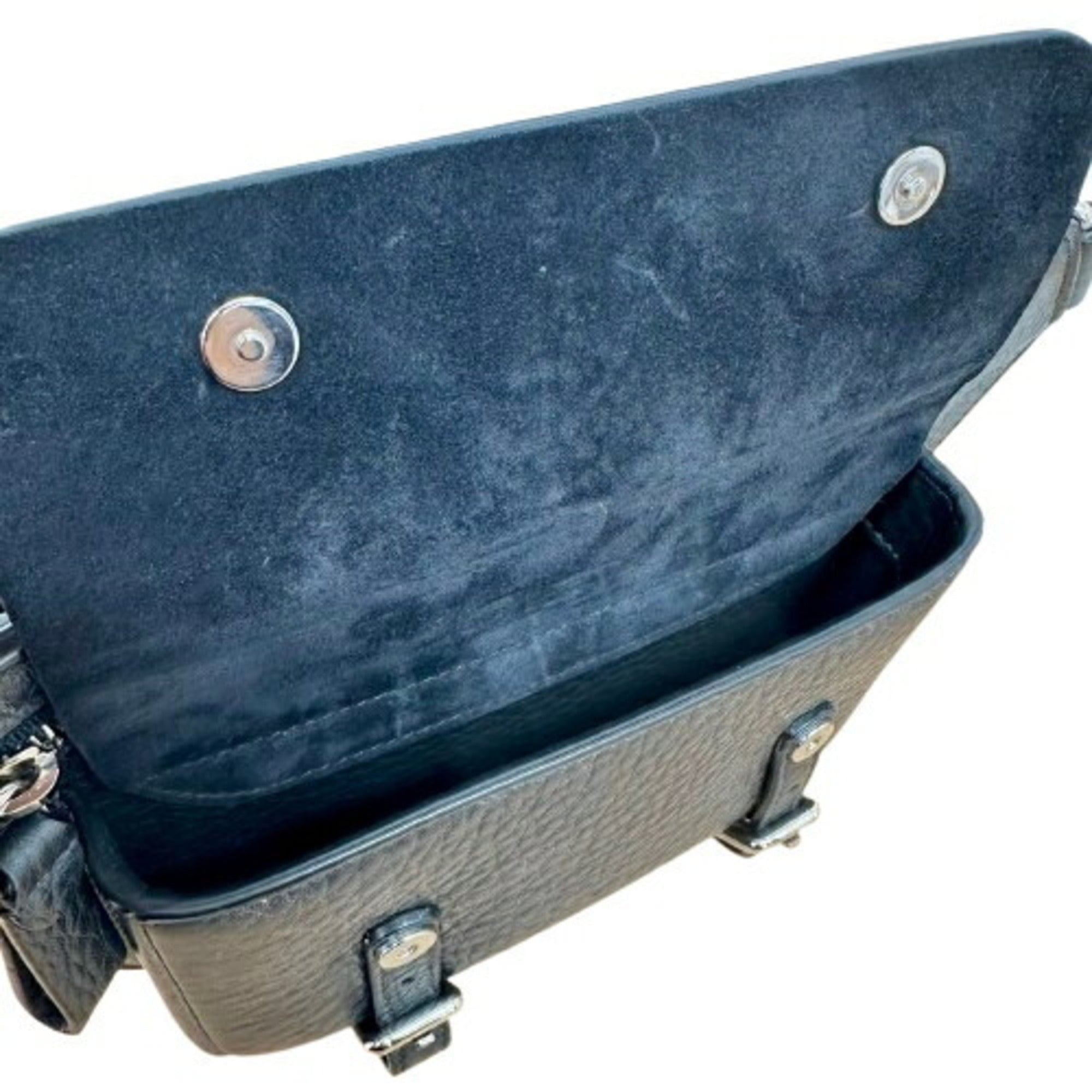 Giorgio Armani Black Leather Shoulder Bag Sling Bag (Pre-Owned)
