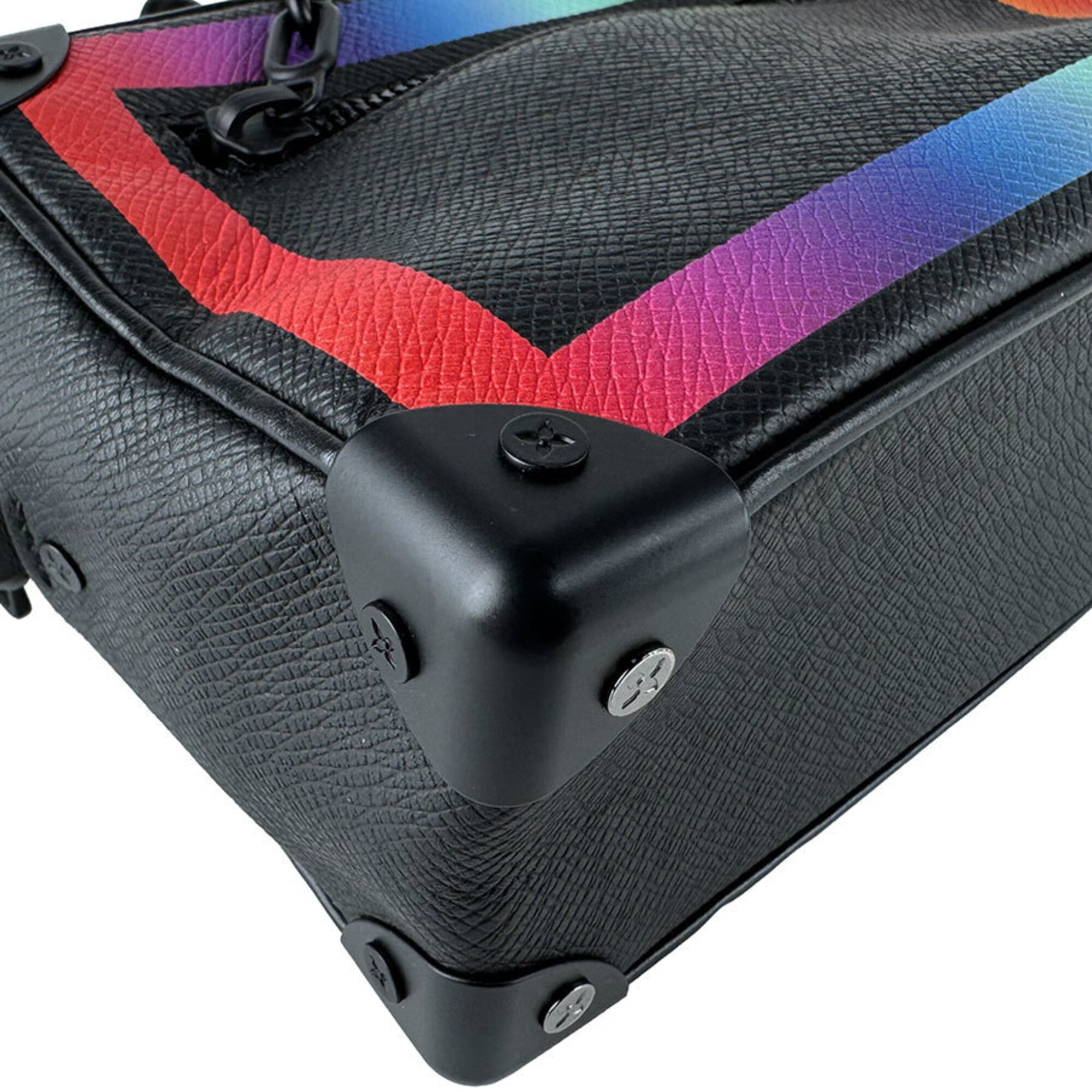 Louis Vuitton Black Multi-Color Taiga Leather Shoulder Bag (Pre-Owned)