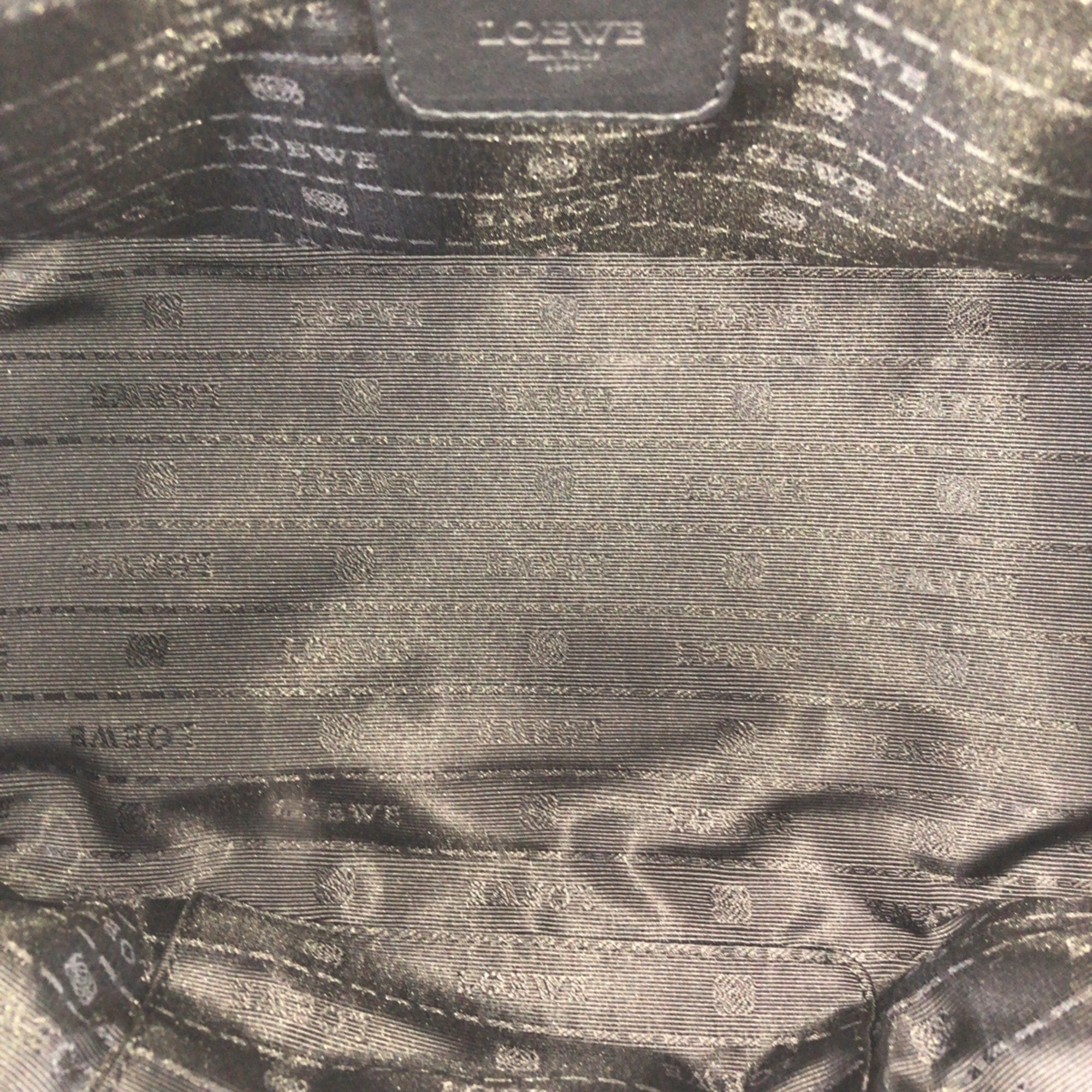 Loewe Gold Silver Leather Handbag (Pre-Owned)