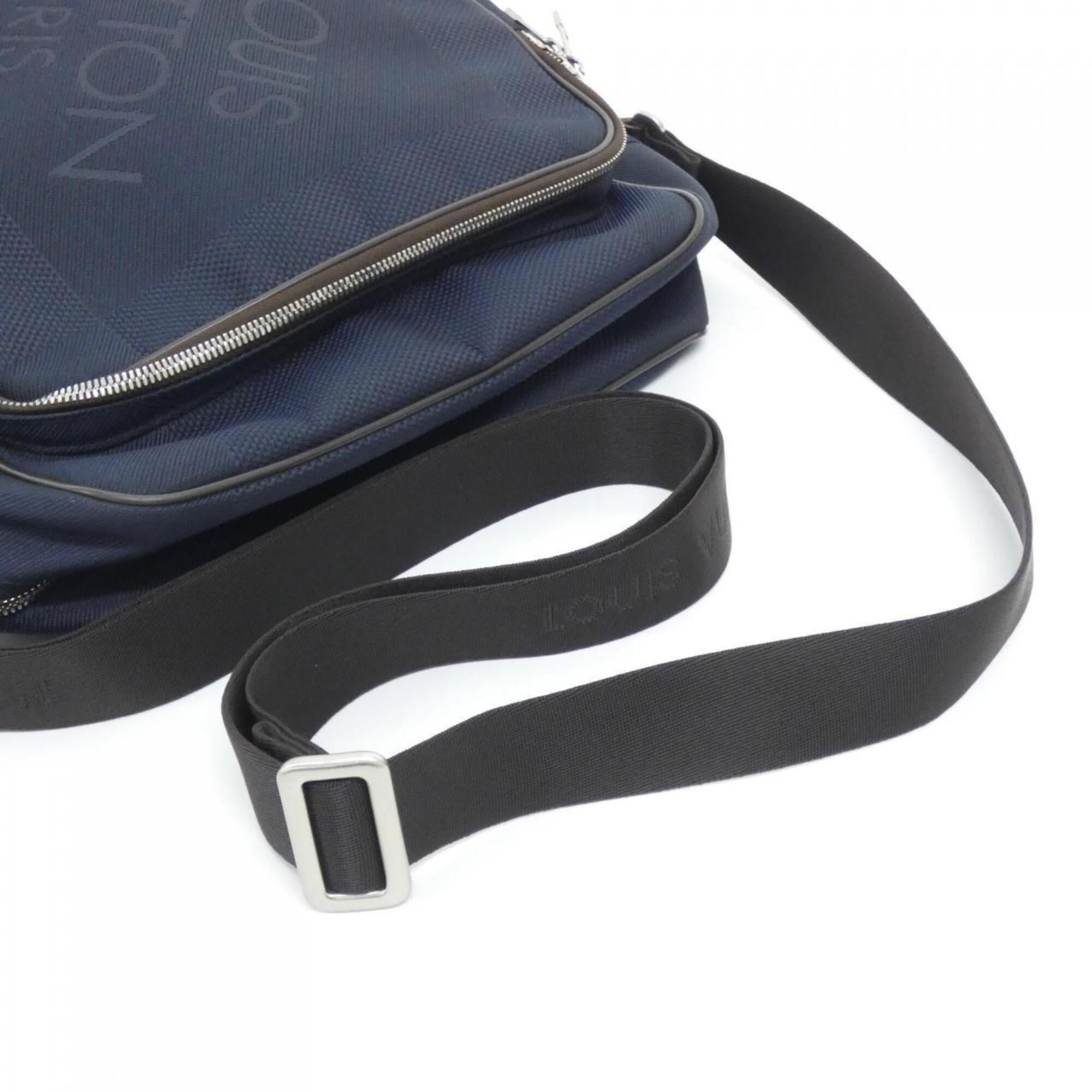 Louis Vuitton Blue Canvas Shoulder Bag (Pre-Owned)