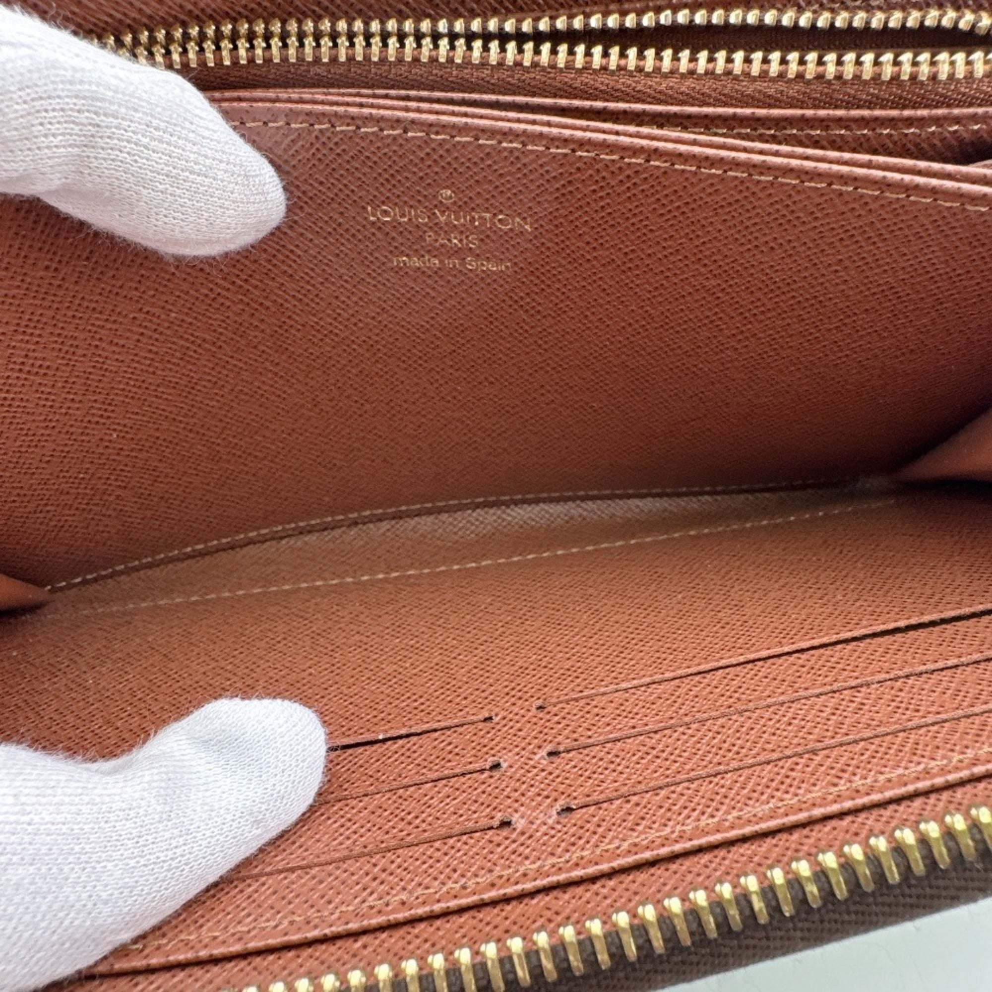 Louis Vuitton Brown Leather (Pre-Owned)