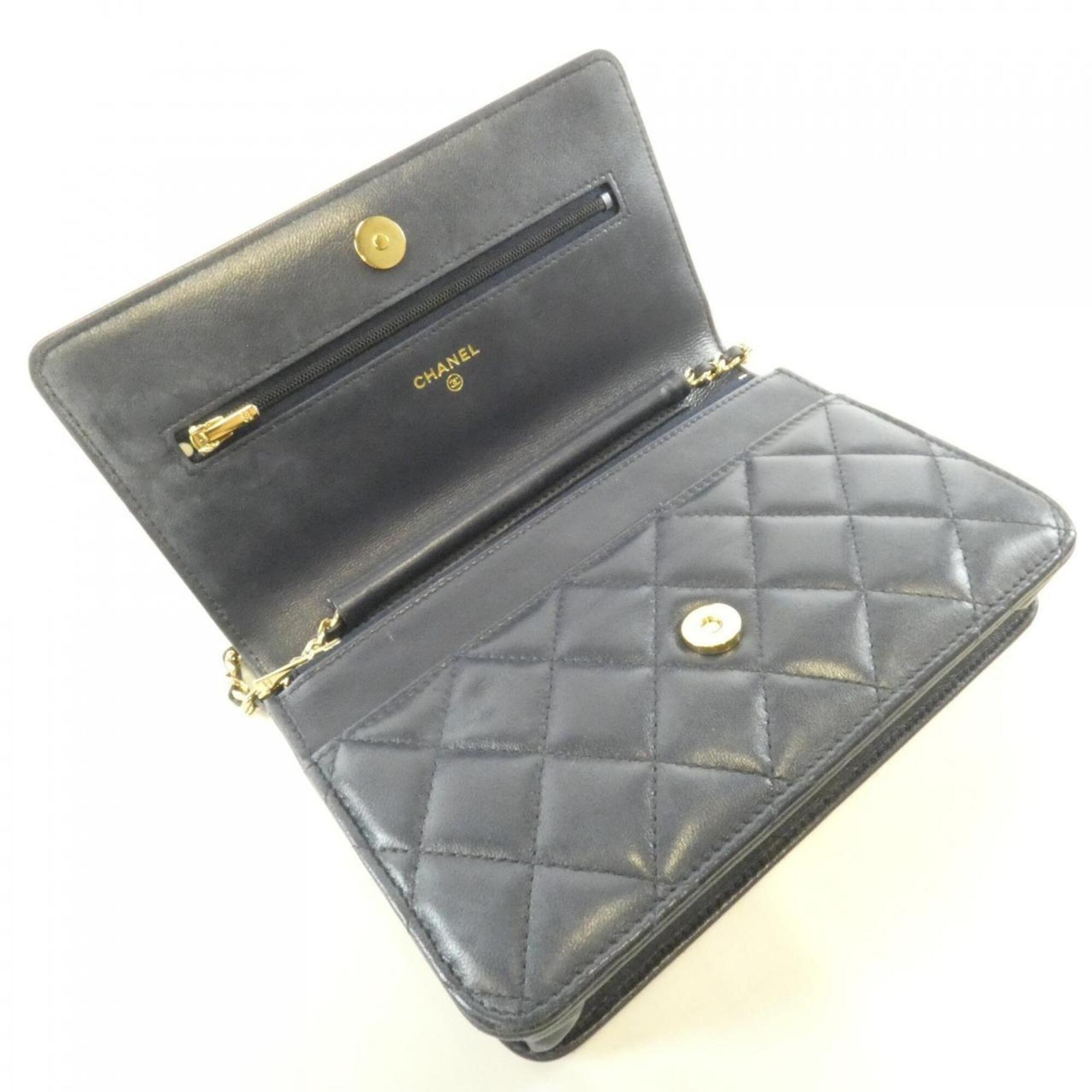 Chanel Navy Chain/Shoulder Wallet (Pre-Owned)