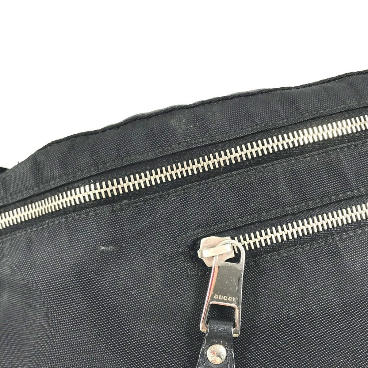 Gucci Black Nylon Sling Bag (Pre-Owned)